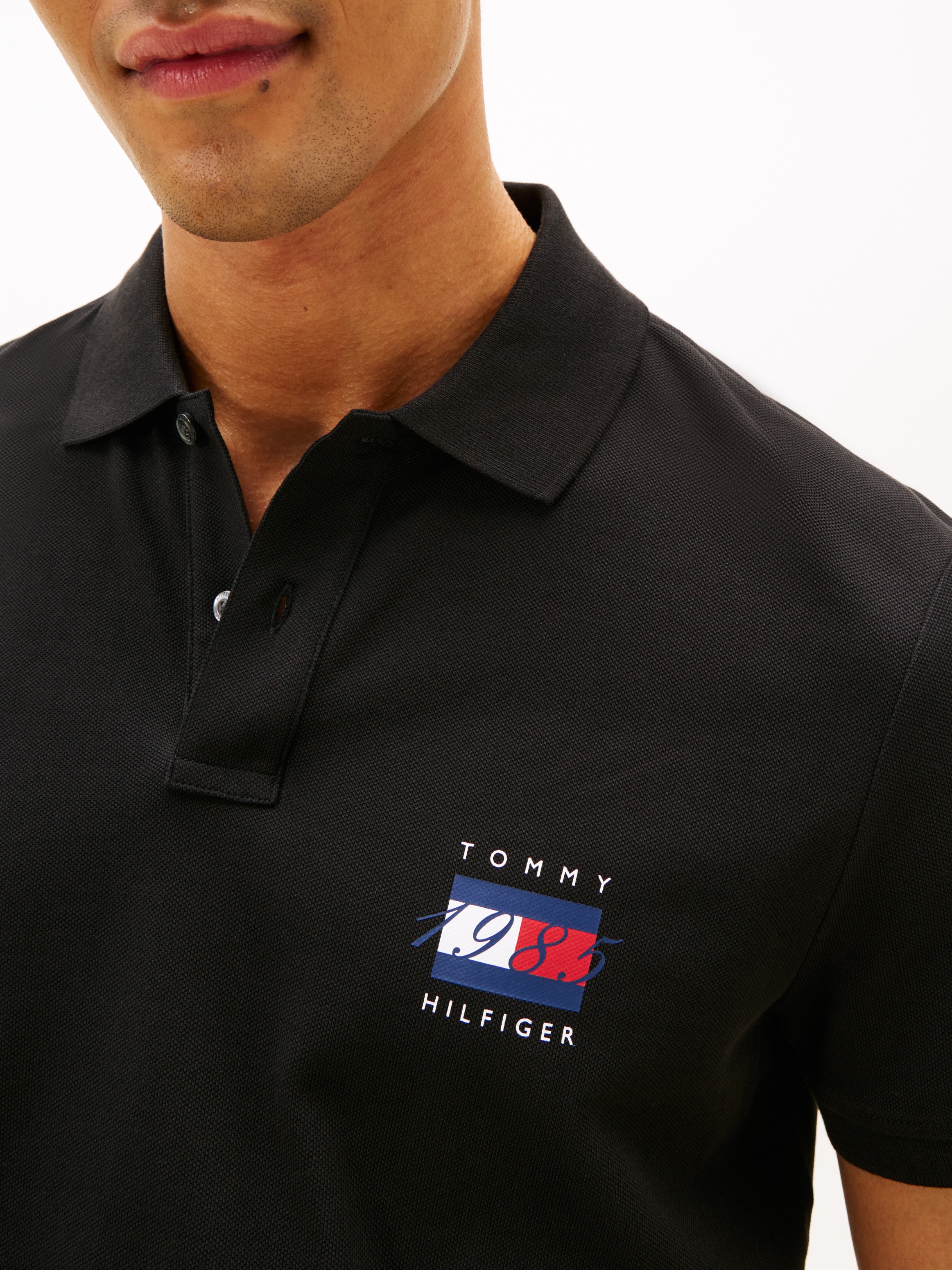 Tommy Hilfiger Poloshirt »FLAG GRAPHIC PIQUE« regular fit, Polokragen, Print