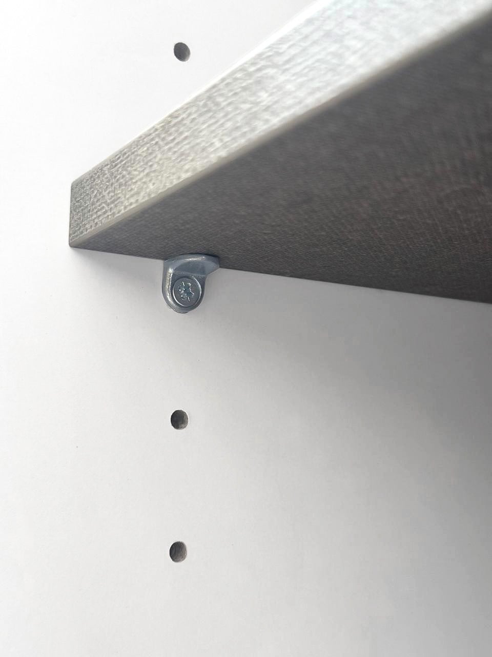 INOSIGN Kleiderschrank »AMETISTA, Drehtürenschrank, designgeformten Fronten«, Made in Italy, hochglanz lackiert, Basisausführung, Zubehör extra