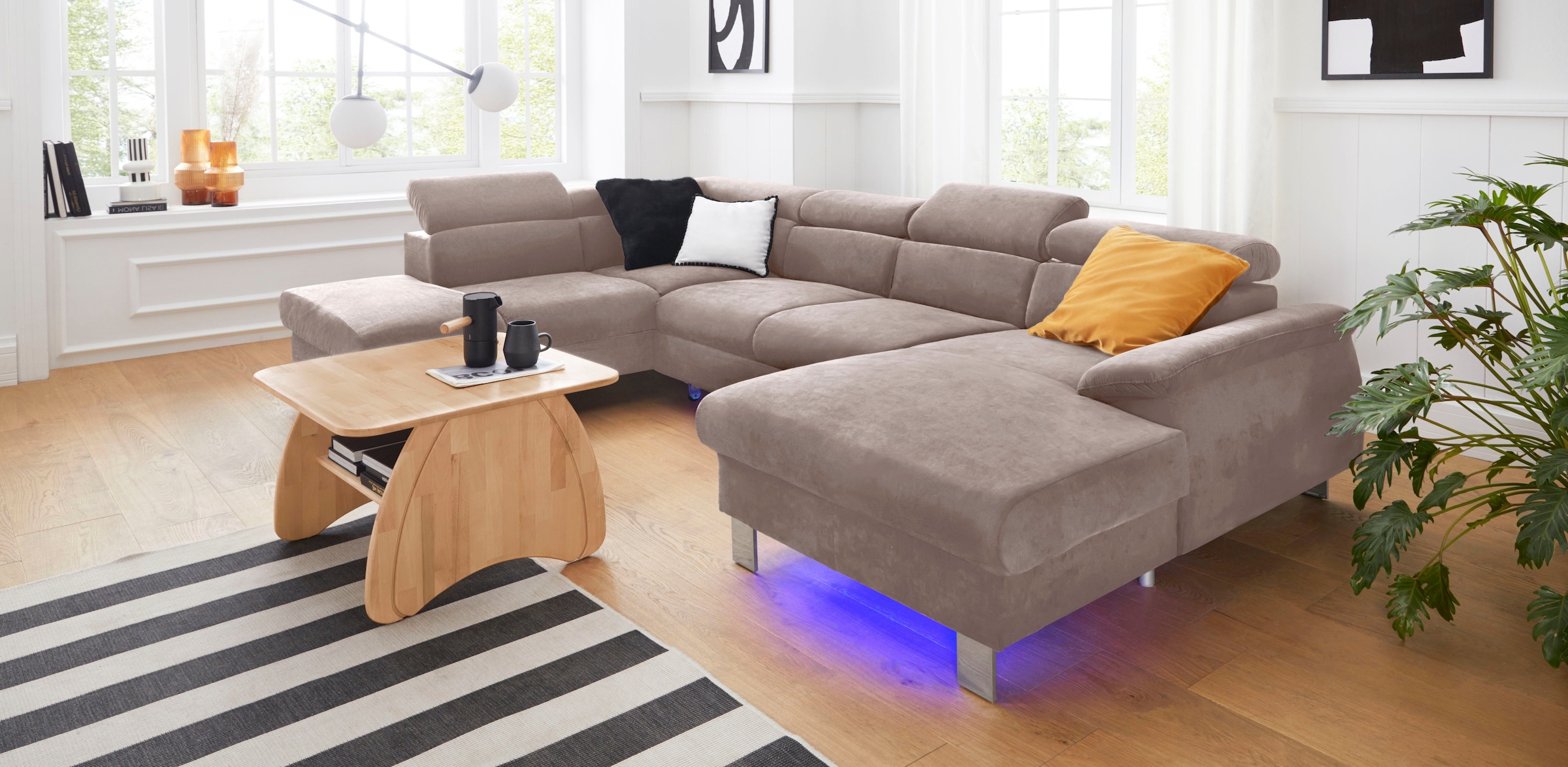 COTTA Polstergarnitur »Komaris U-Form«, (Set), Set bestehend aus: Wohnlandschaft mit Kopfteilverstellung & Hocker