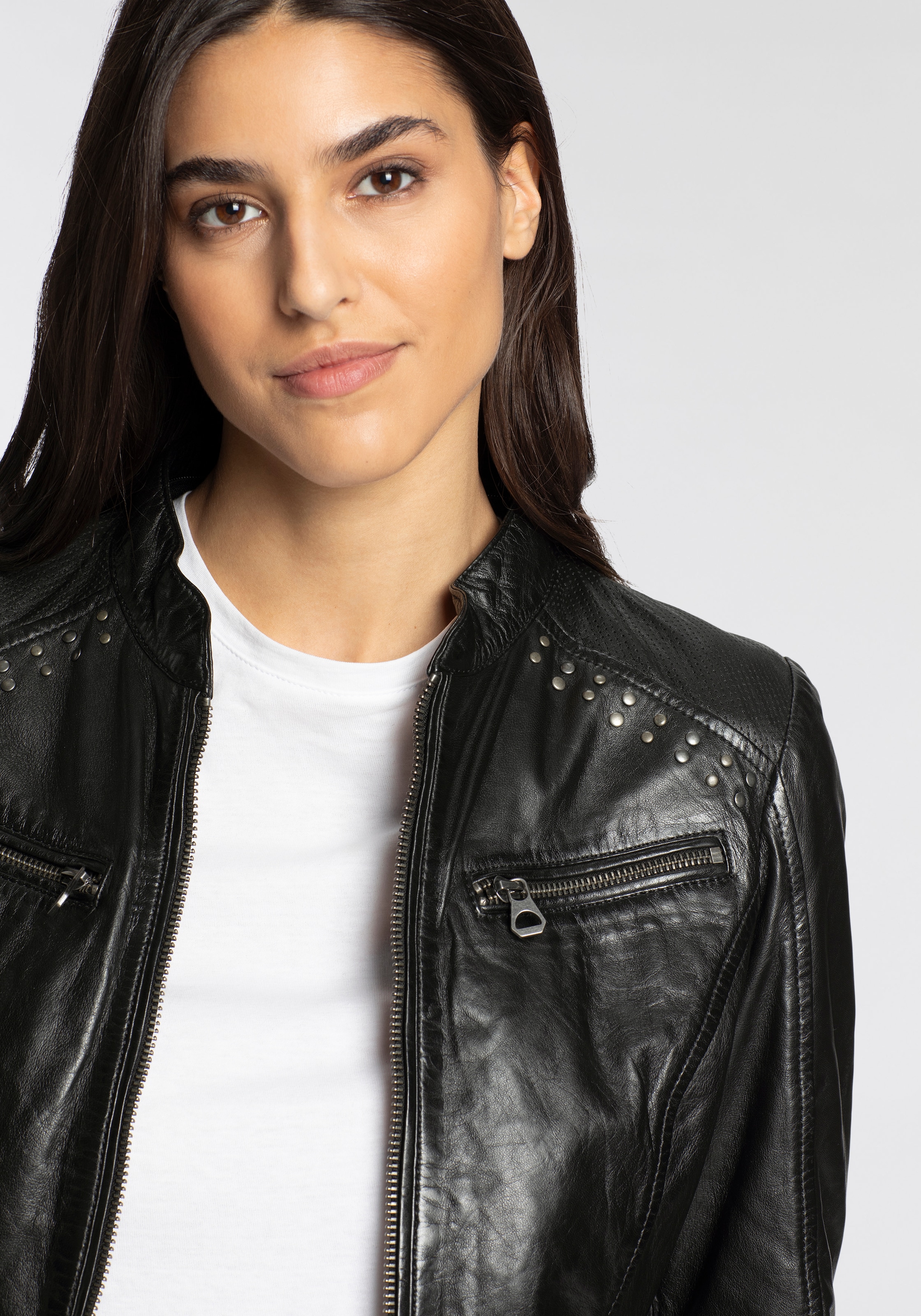 Mauritius Bikerjacke »GWNinica OT«, mit Kapuze, mit Stepp- und Nieten-Details