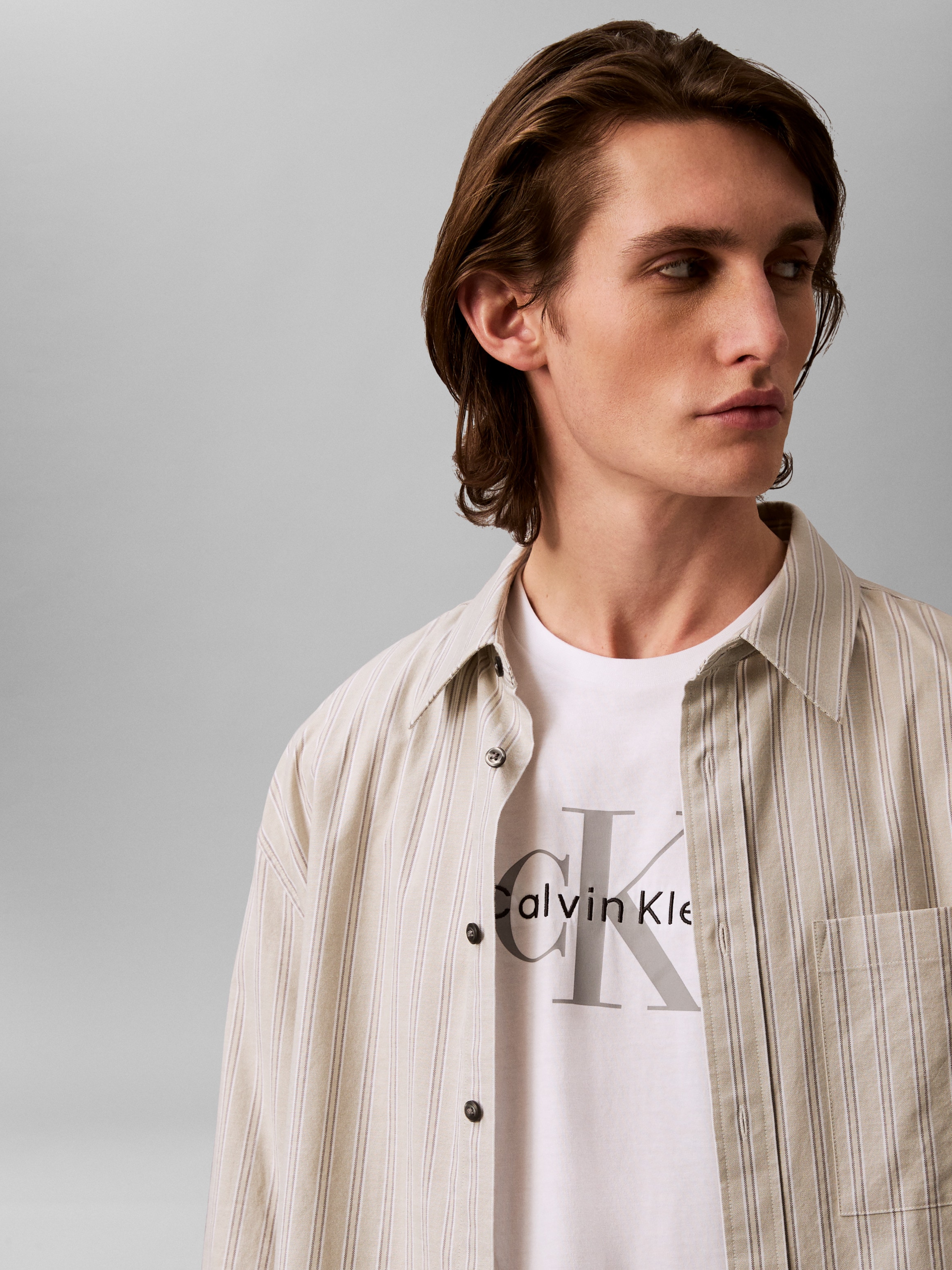 Calvin Klein Jeans T-Shirt »SS Hero Monologo Tee 20s« Mit Rundhalsausschnitt, regular fit