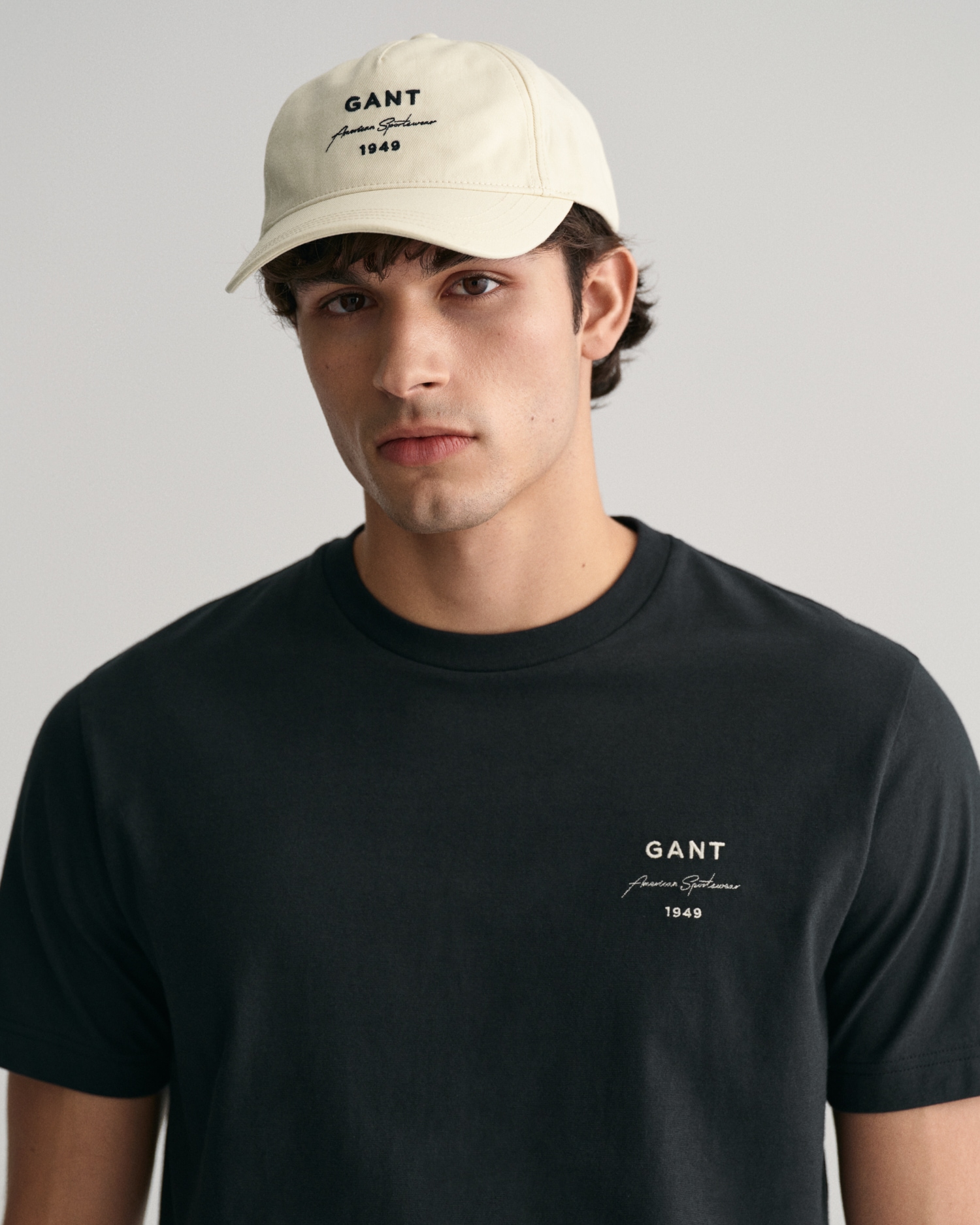 Gant T-Shirt »LOGO SCRIPT SS T-SHIRT«, GANT-Grafikprint auf der Brust