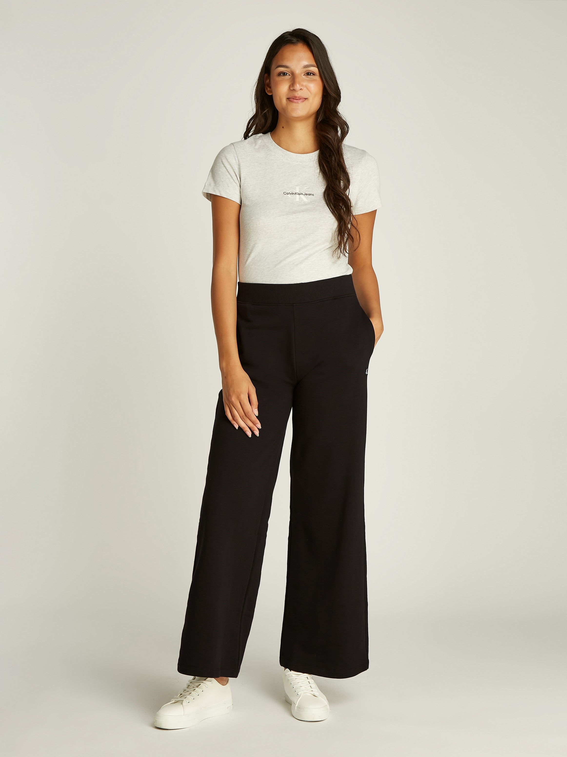 Calvin Klein Jeans Sweathose »CK EMBRO BADGE KNIT PANT«, mit Logopatch