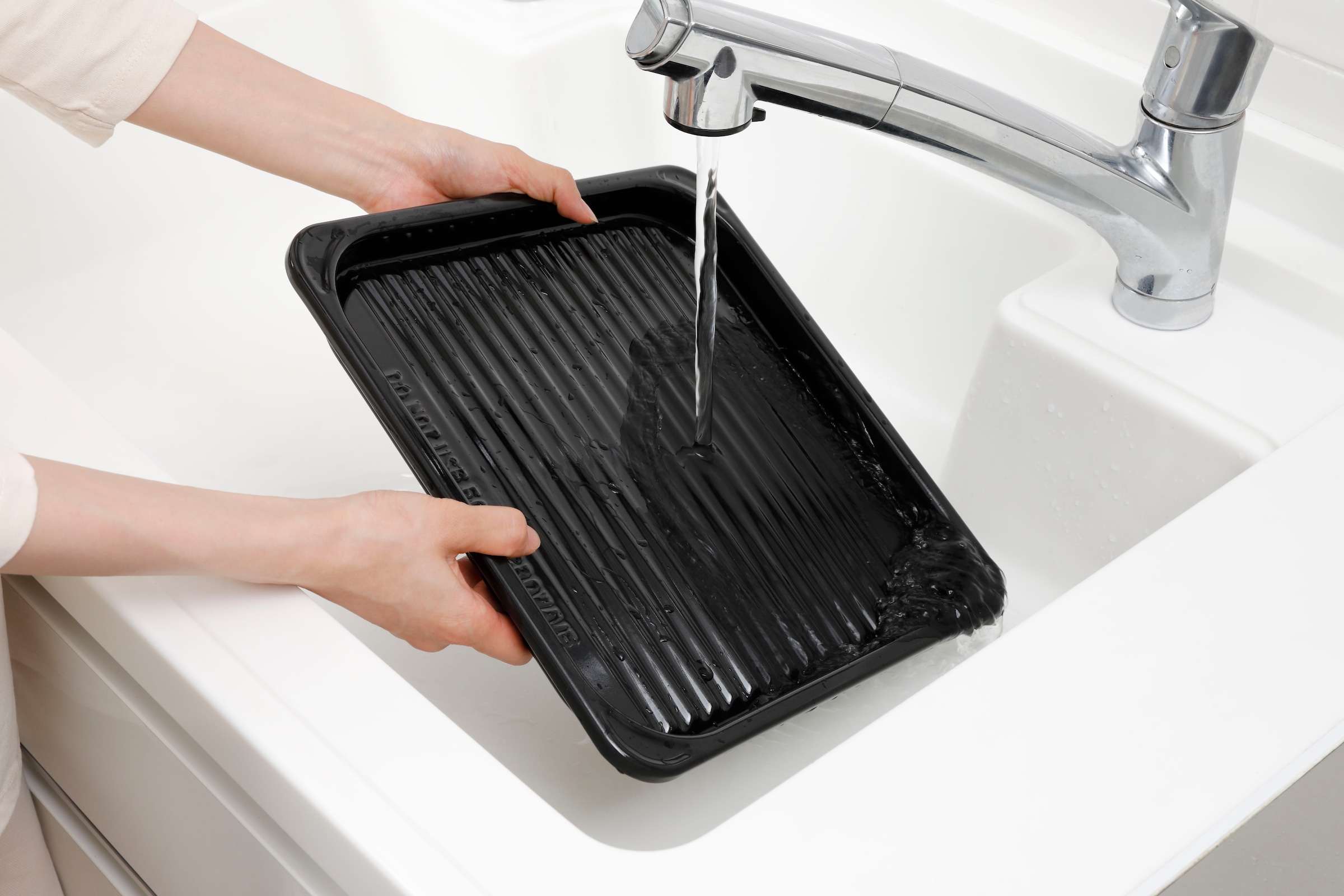 Panasonic Mikrowelle »NN-DF37PWEPG«, Grill-Ober-/Unterhitze-Mikrowelle, 1000 W, Kombinationskochen/Eco Kombi Modus (Grillfunktion + Mikrowelle)