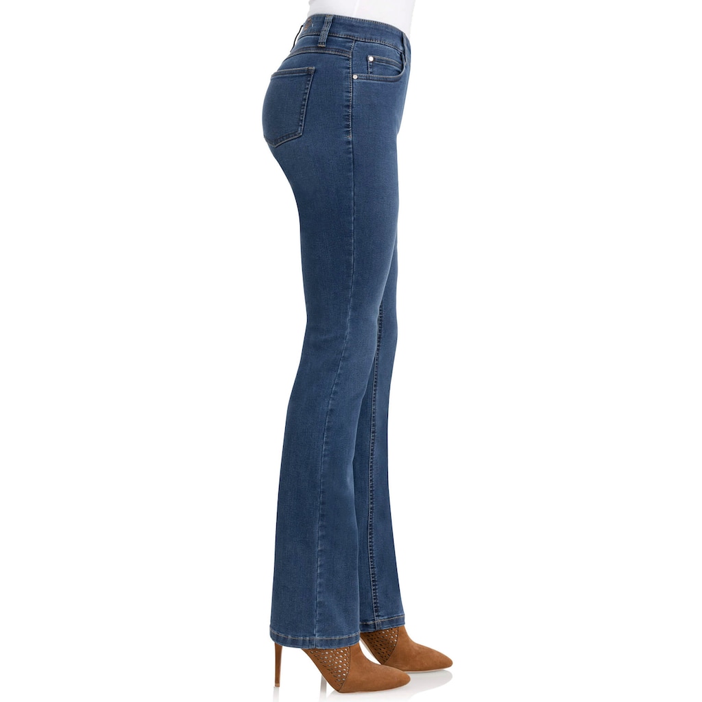 wonderjeans Bootcut-Jeans »Boot«, Figurbetonte Form mit leicht ausgestelltem Bein