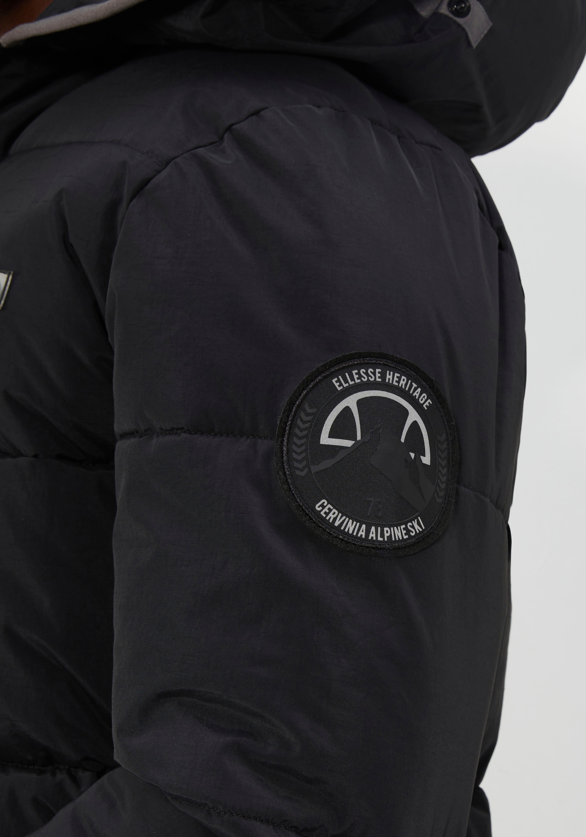 Ellesse Outdoorjacke »ROGERI PADDED JACKET«, mit Kapuze