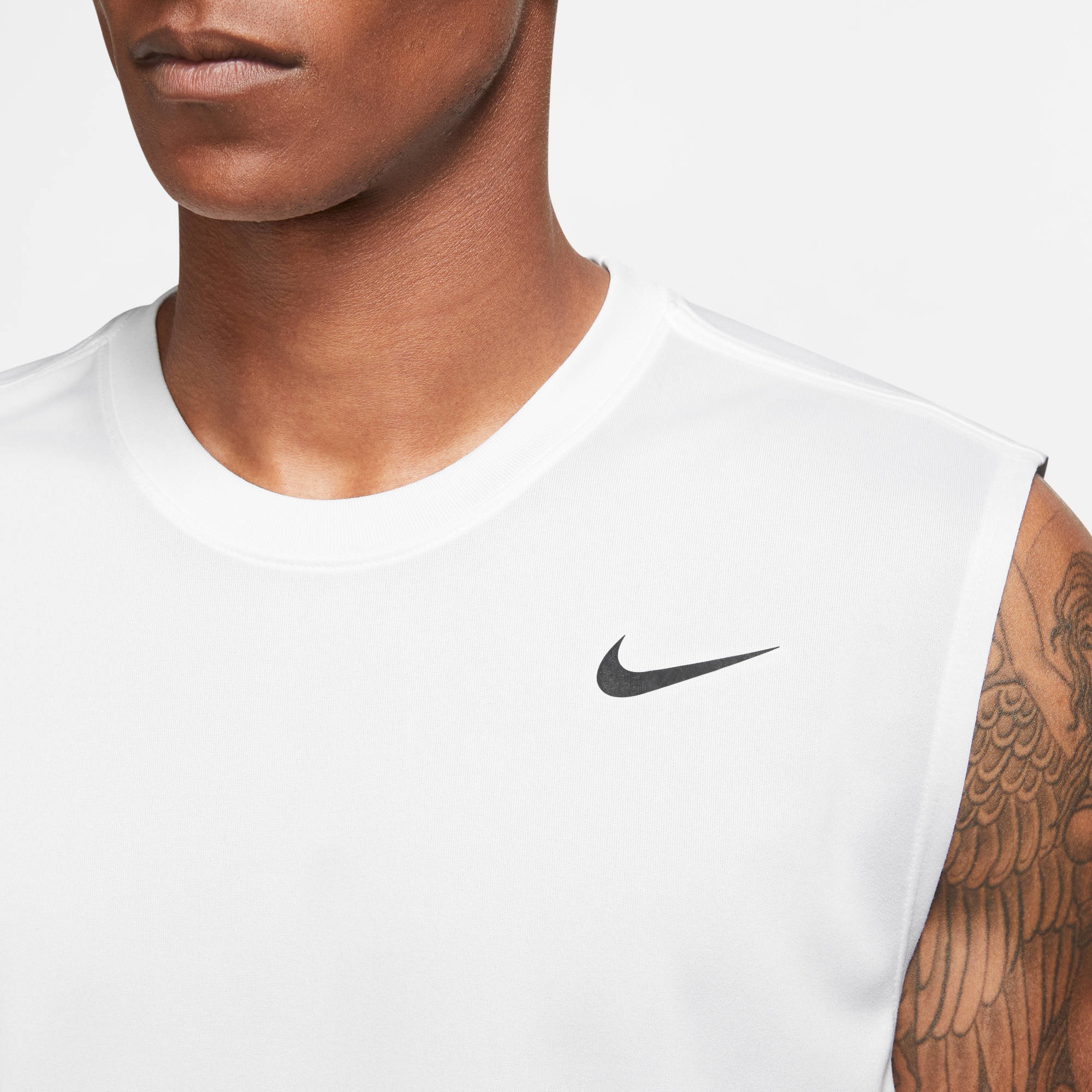 Nike Tanktop »Dri-FIT Legend Men's Sleeveless Fitness T-Shirt« lockere Passform, aus weichem Material