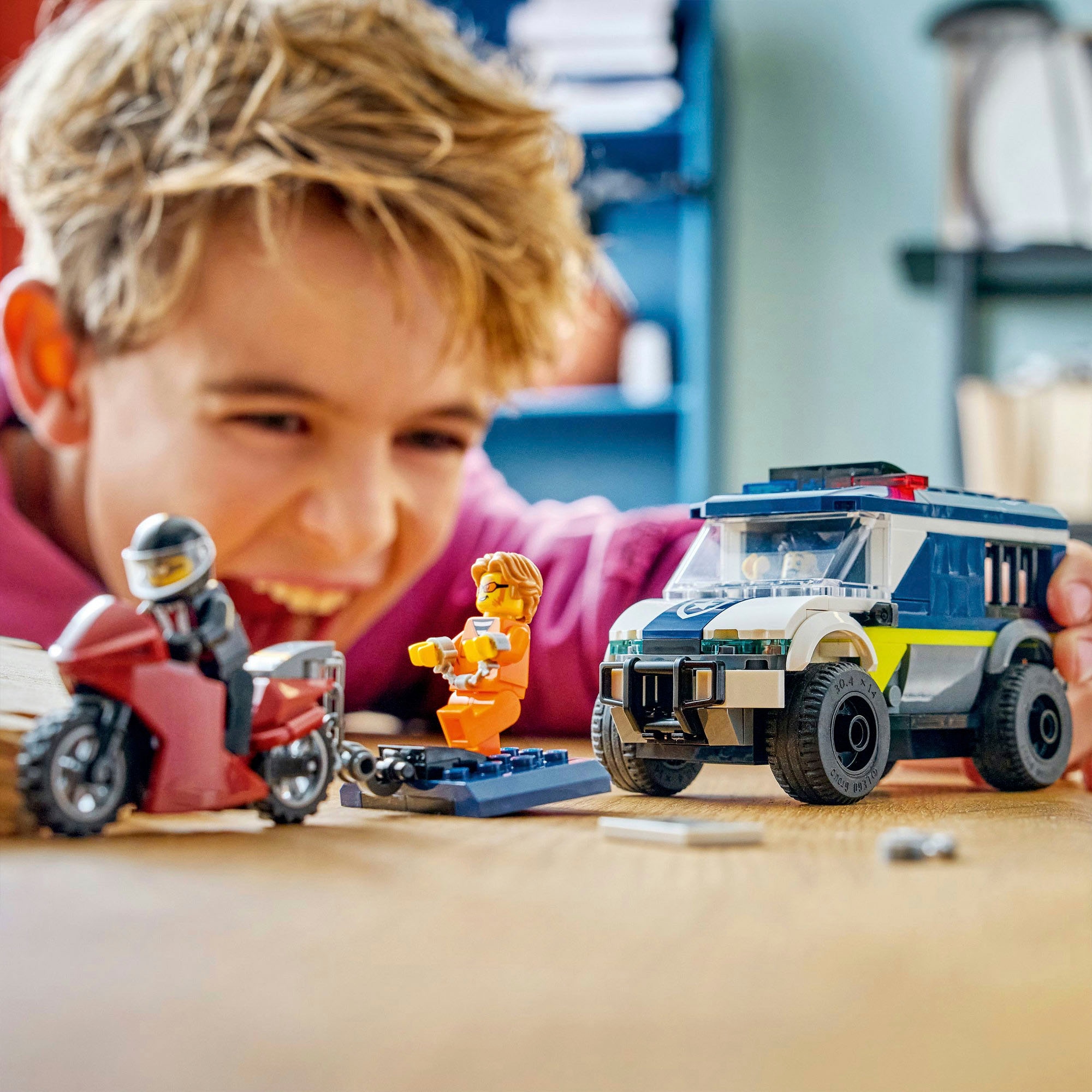 LEGO® Konstruktionsspielsteine »Gefangenentransporter (60479), LEGO City« Made in Europe