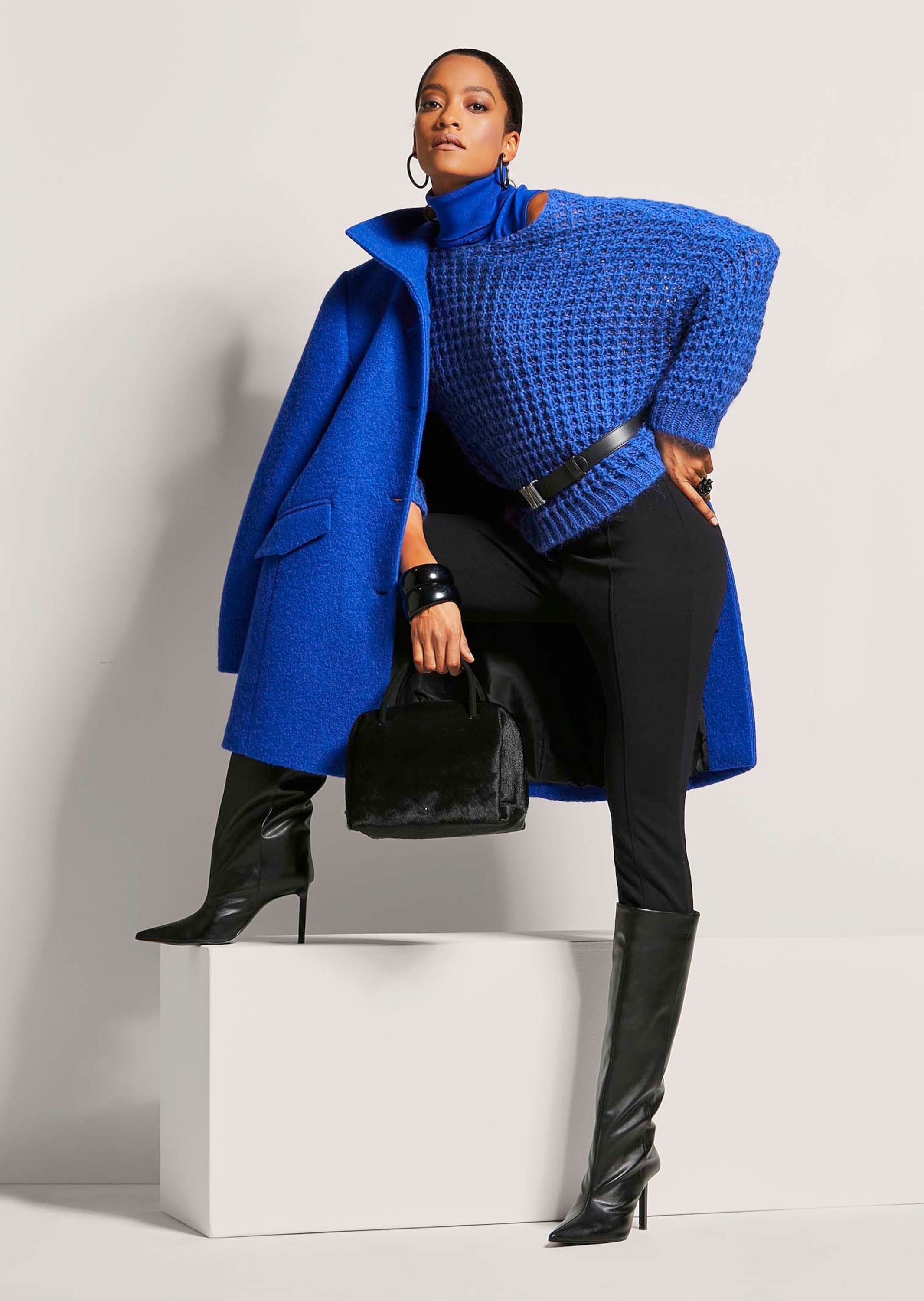 MADELEINE Longpullover »Pullover Pullover mit Pailletten«