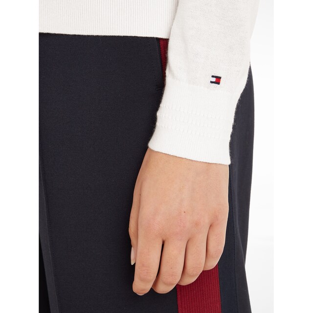 Tommy Hilfiger Strickpullover »CO JERSEY STITCH BOAT-NK SWEATER«, mit Tommy  Hilfiger Logo-Flag am Ärmel kaufen bei OTTO