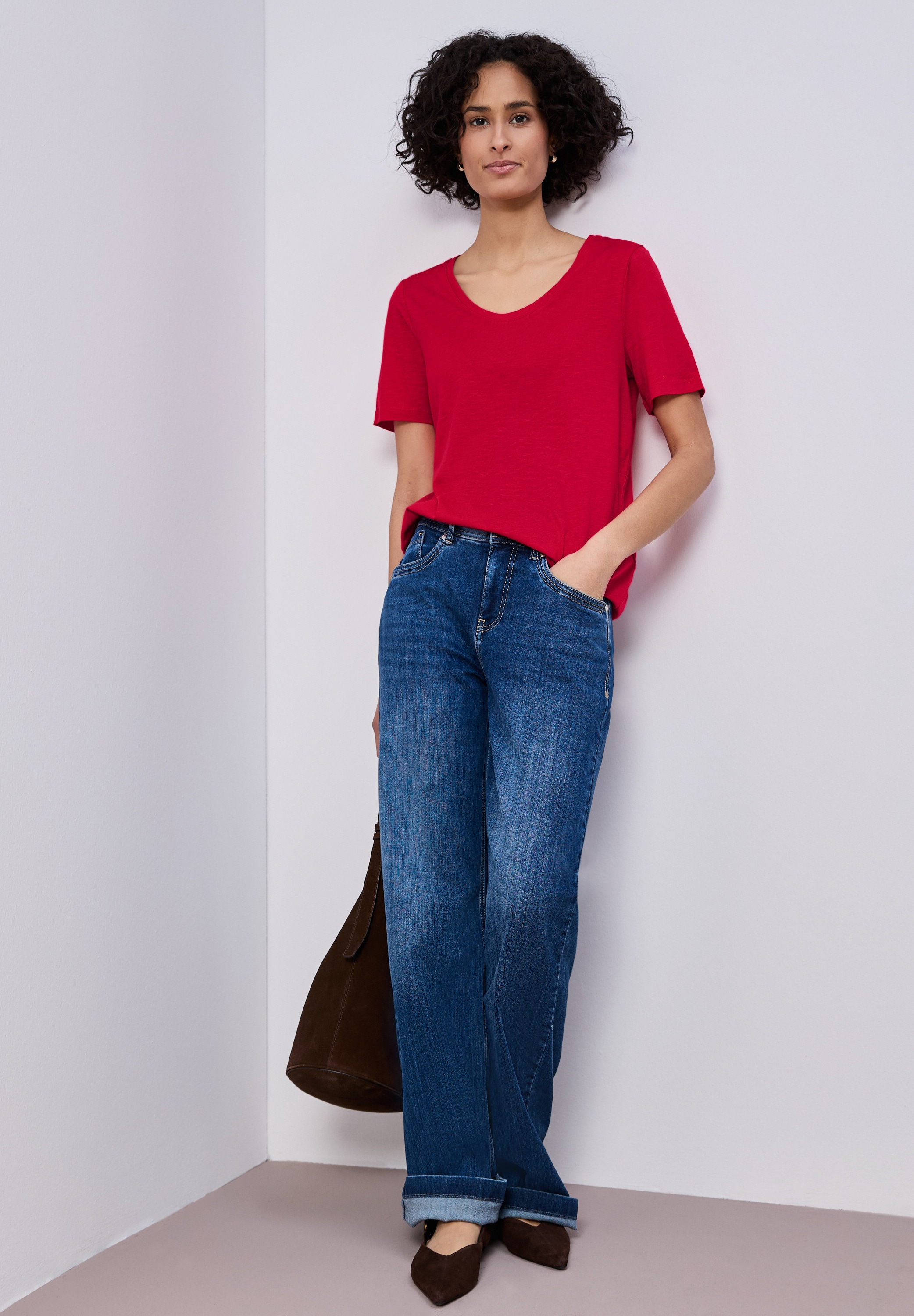 STREET ONE T-Shirt »Style Gerda« mit femininem V-Ausschnitt