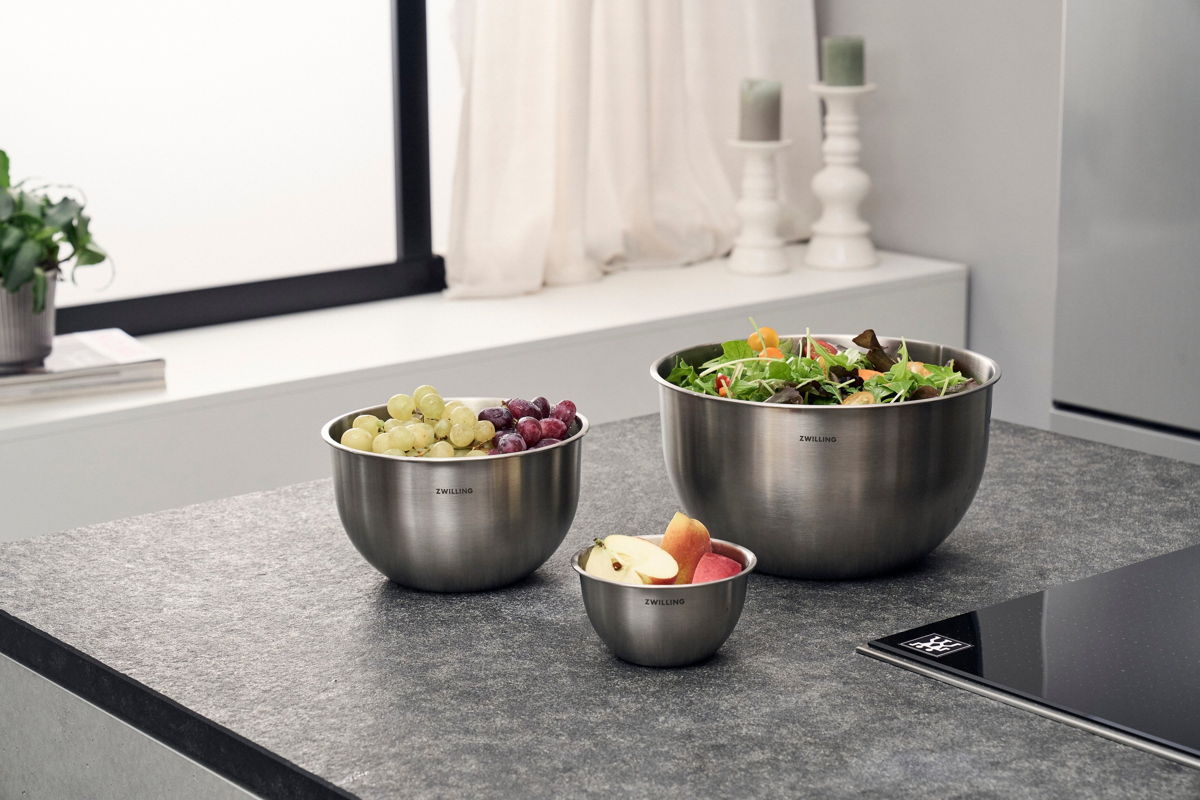 Zwilling Schüssel »Fresh &Save BOWLS«, 3 tlg., aus Edelstahl, Schüssel-Set aus Edelstahl, stapelbar, 3-tlg, S/M/L