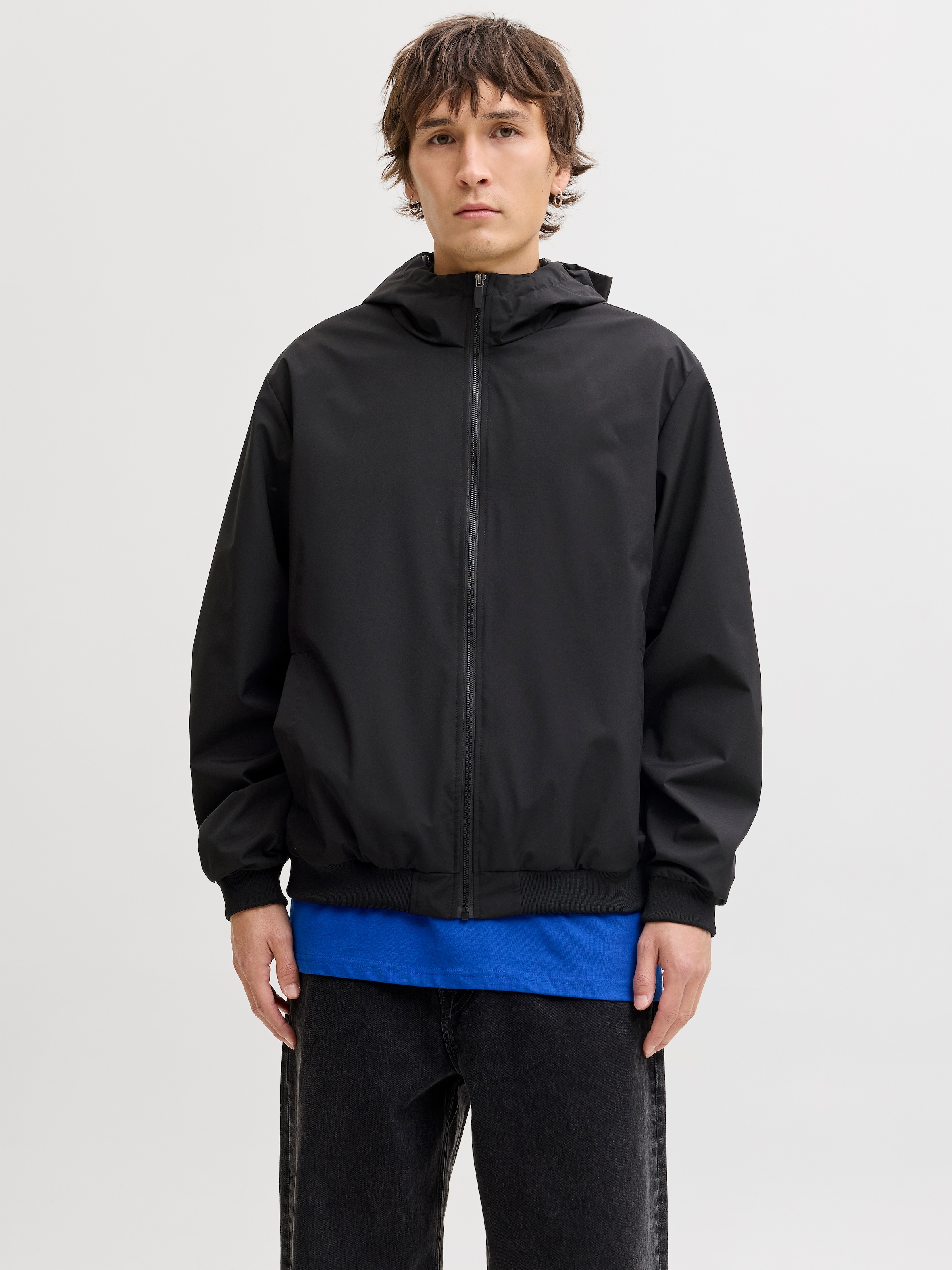 Jack & Jones Blouson »JJECHARGE LIGHT JACKET HOOD NOOS« mit Kapuze mit Kapuze
