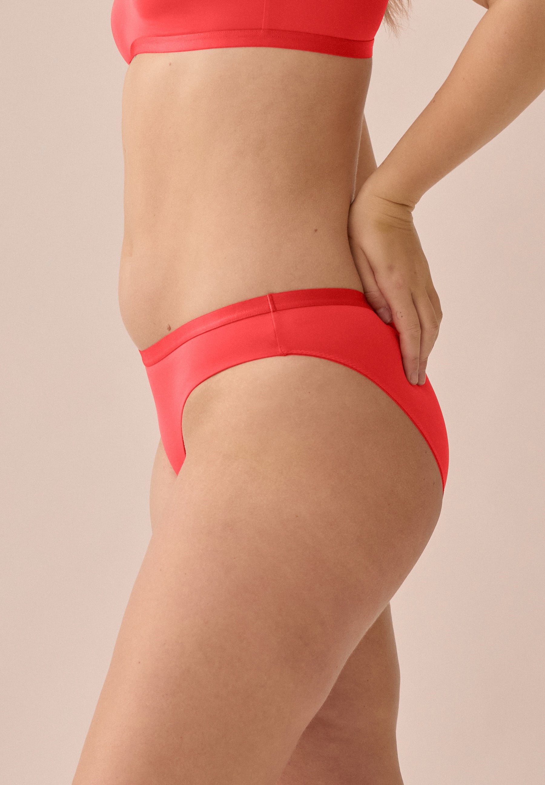 Naturana Slip »The Thursday« 1 Stk. tlg., feminin, elastisch, bequem, eng, weich