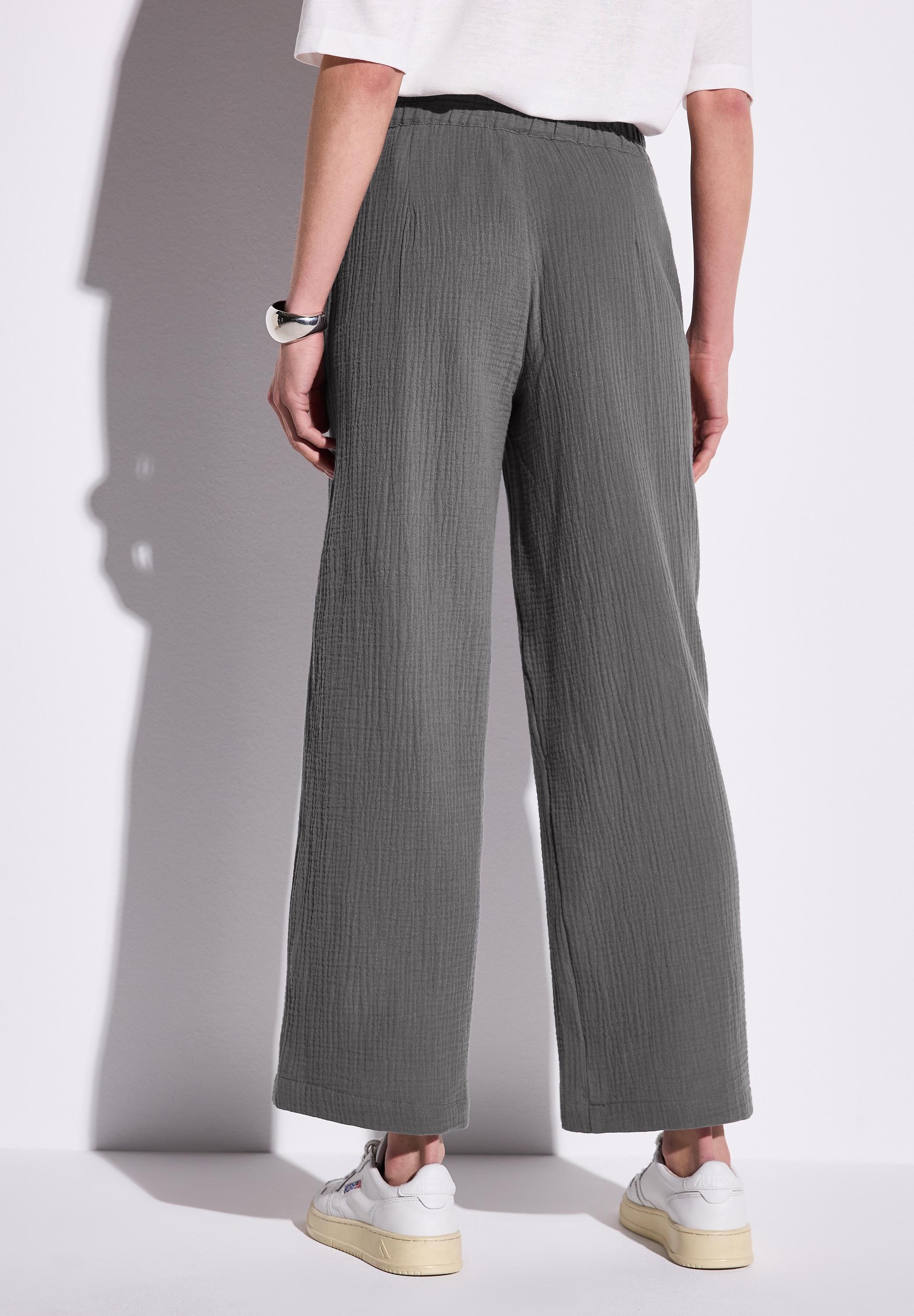 STREET ONE Stoffhose, Sommerhose in Struktur-Optik