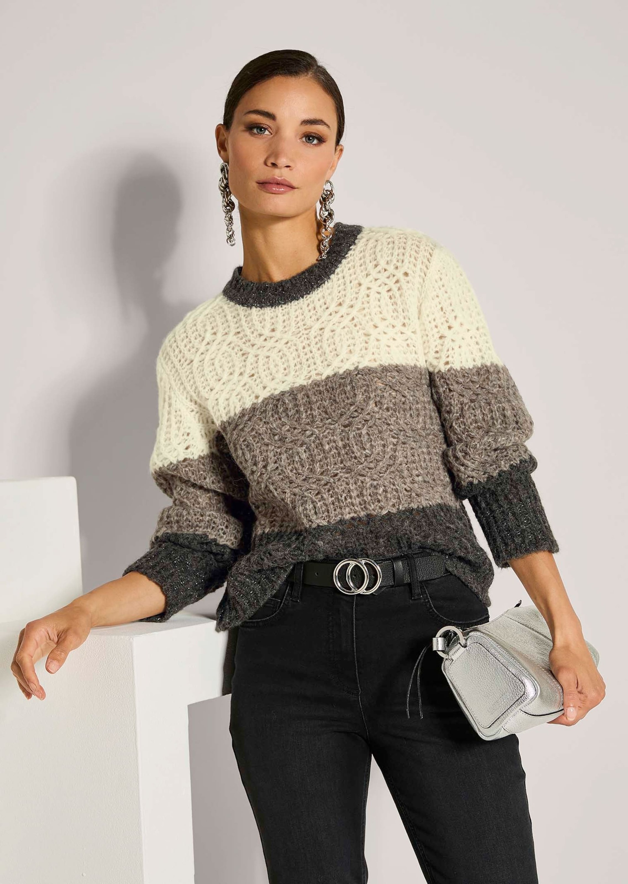MADELEINE Longpullover »Strickpullover Eleganter Wollpullover mit Zopfmuster« Zopfmuster und Blockstreifen