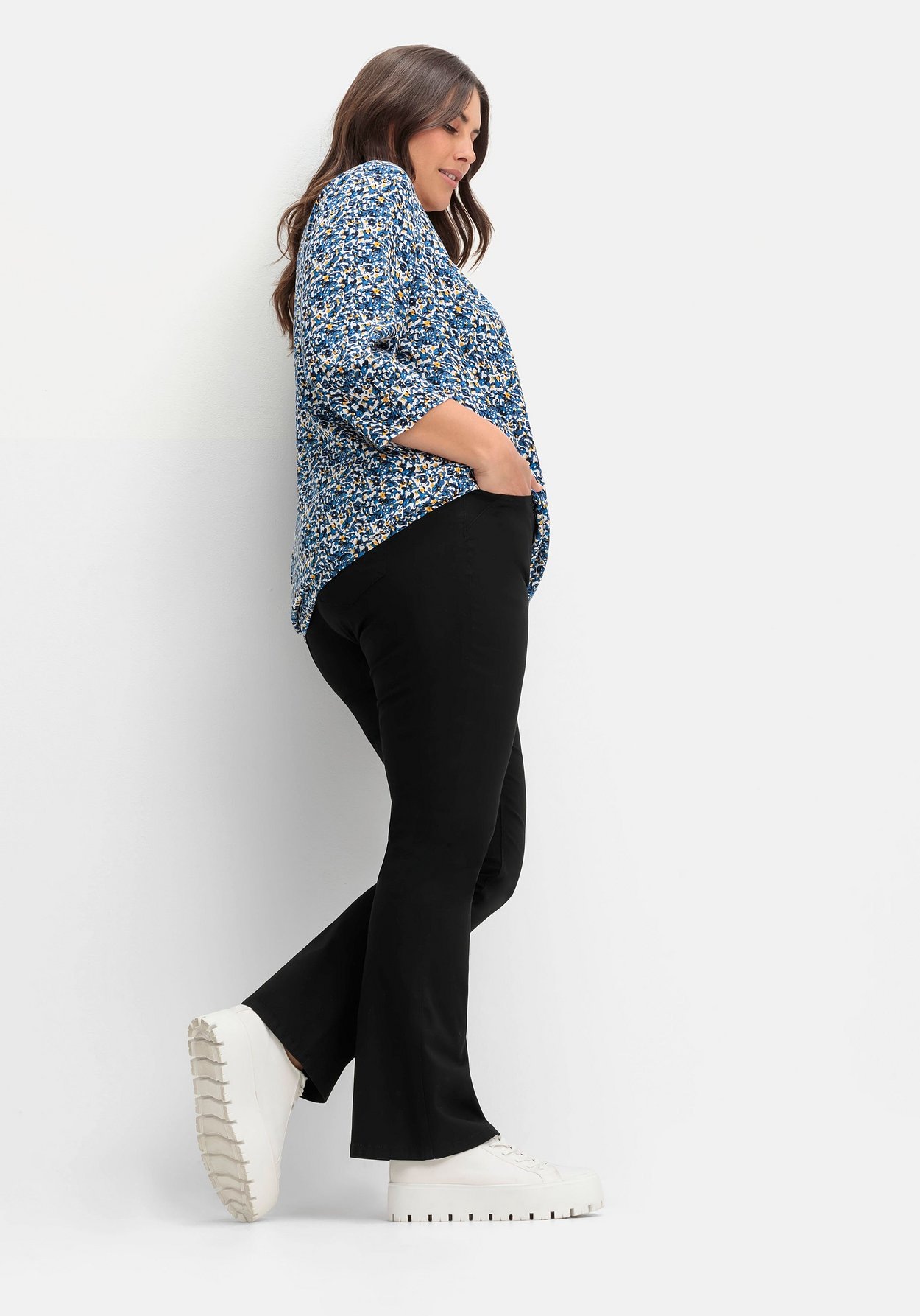 Sheego Stretch-Hose »Bootcut-Hose bootcut, im Curvy-Schnitt SUSANNE«