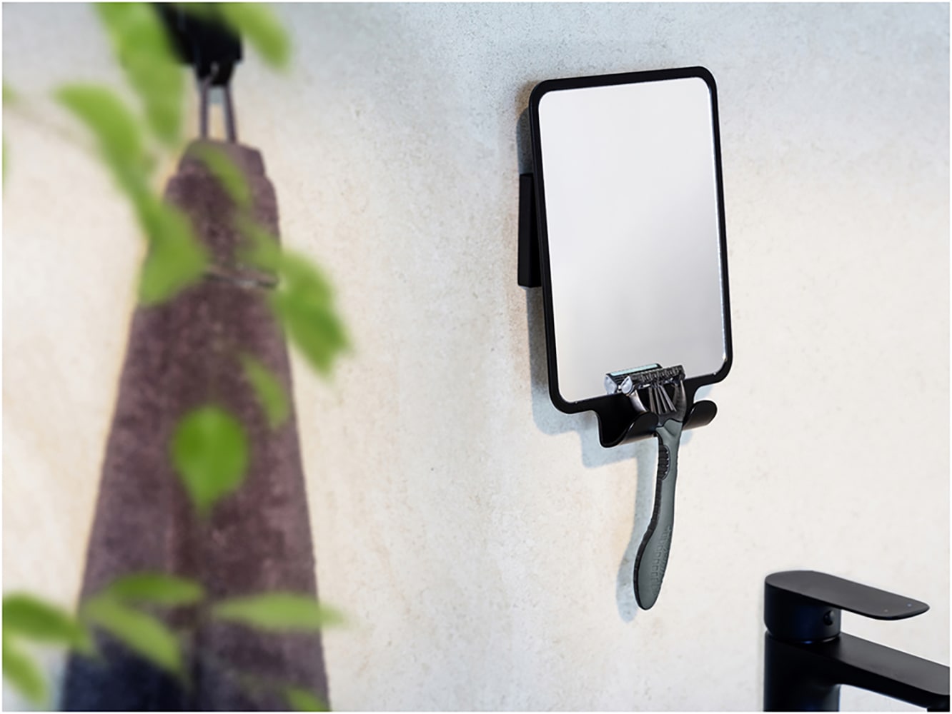 WENKO Wandspiegel »Vacuum-Loc® Modell Quadro«, Antibeschlagspiegel fürs Badezimmer, Befestigen ohne Bohren