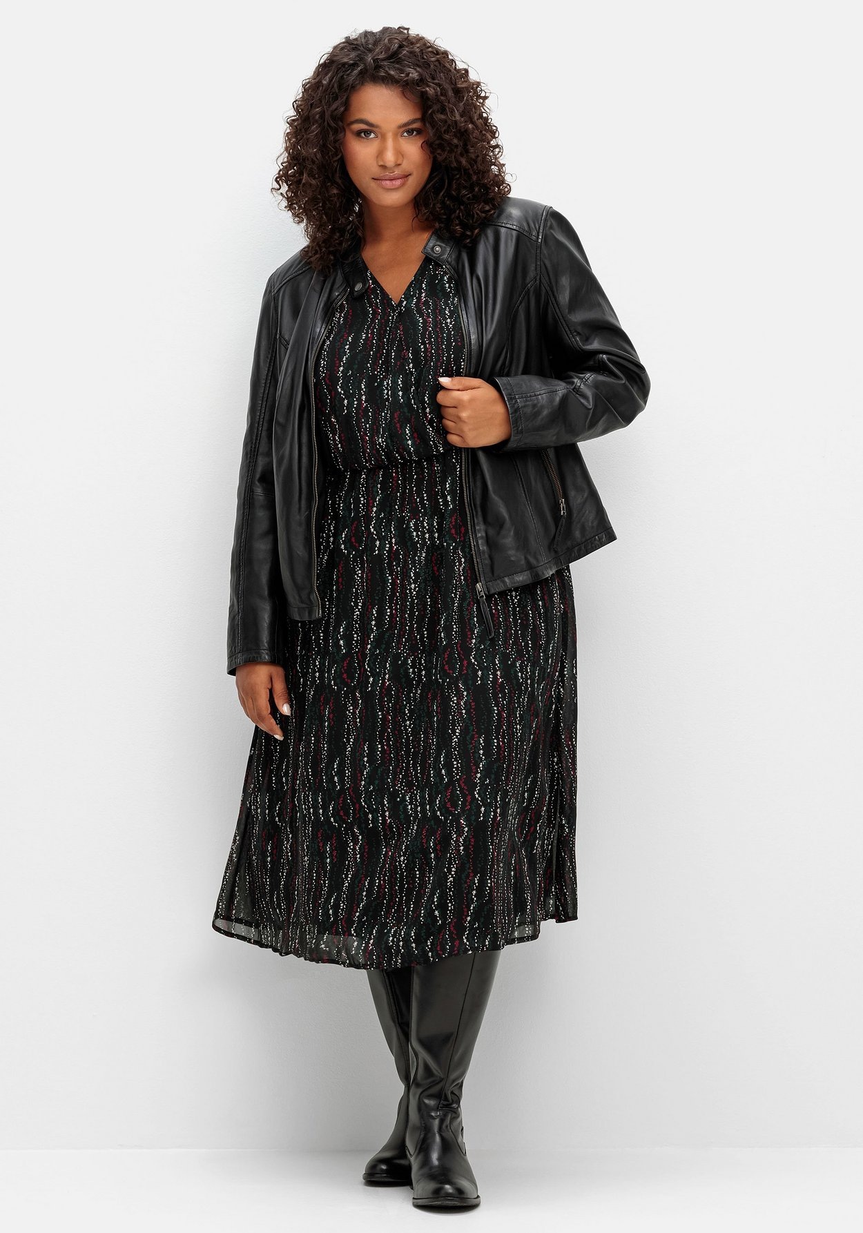 Sheego Chiffonkleid »Chiffonkleid mit Alloverprint, in Wickeloptik«