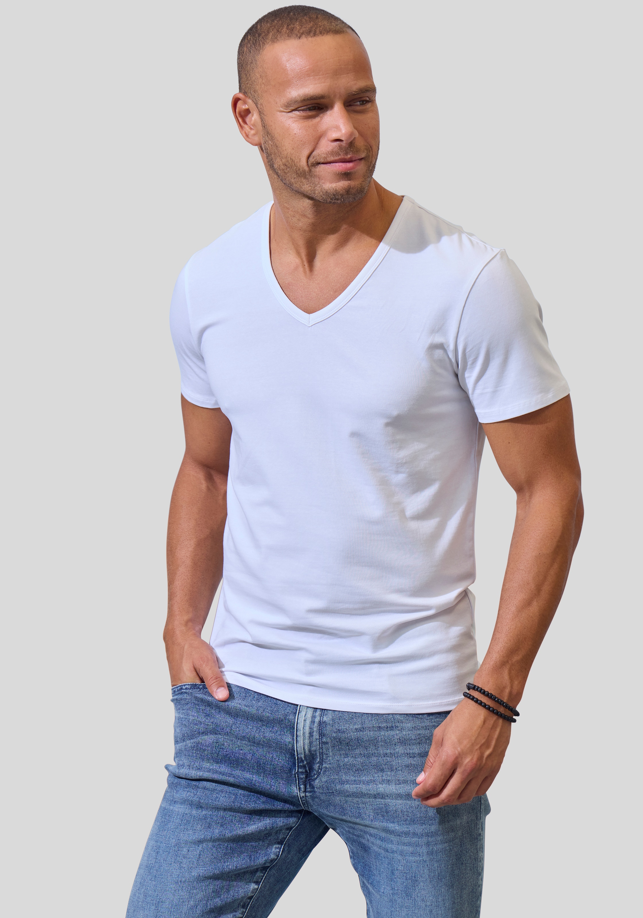 John Devin T-Shirt »mit tiefem V-Ausschnitt, V-neck Shirt« 3er-Pack,  aus elastischer Baumwollqualität