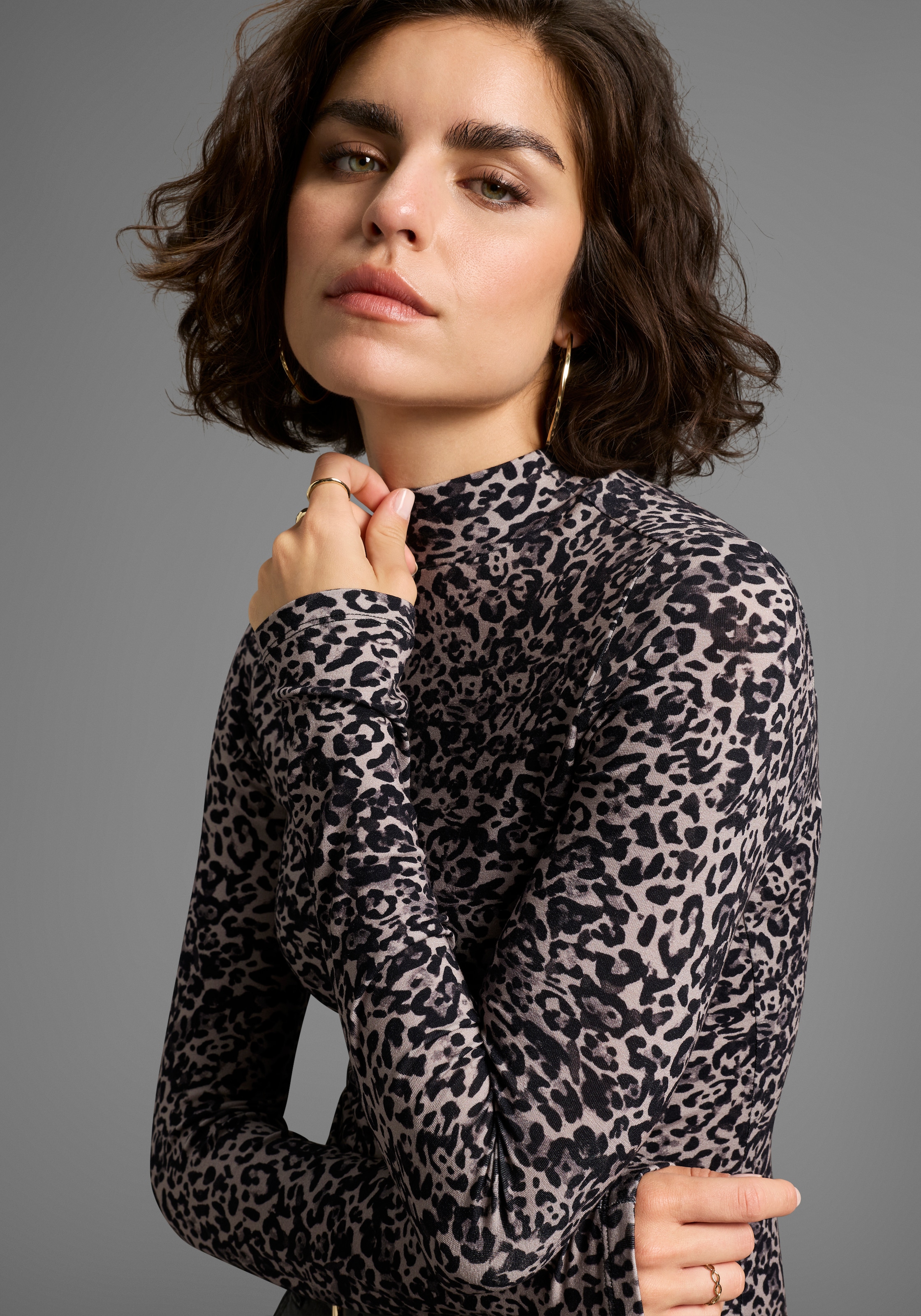 Laura Scott Longsleeve, in modischem Leoparden-Print - NEUE KOLLEKTION