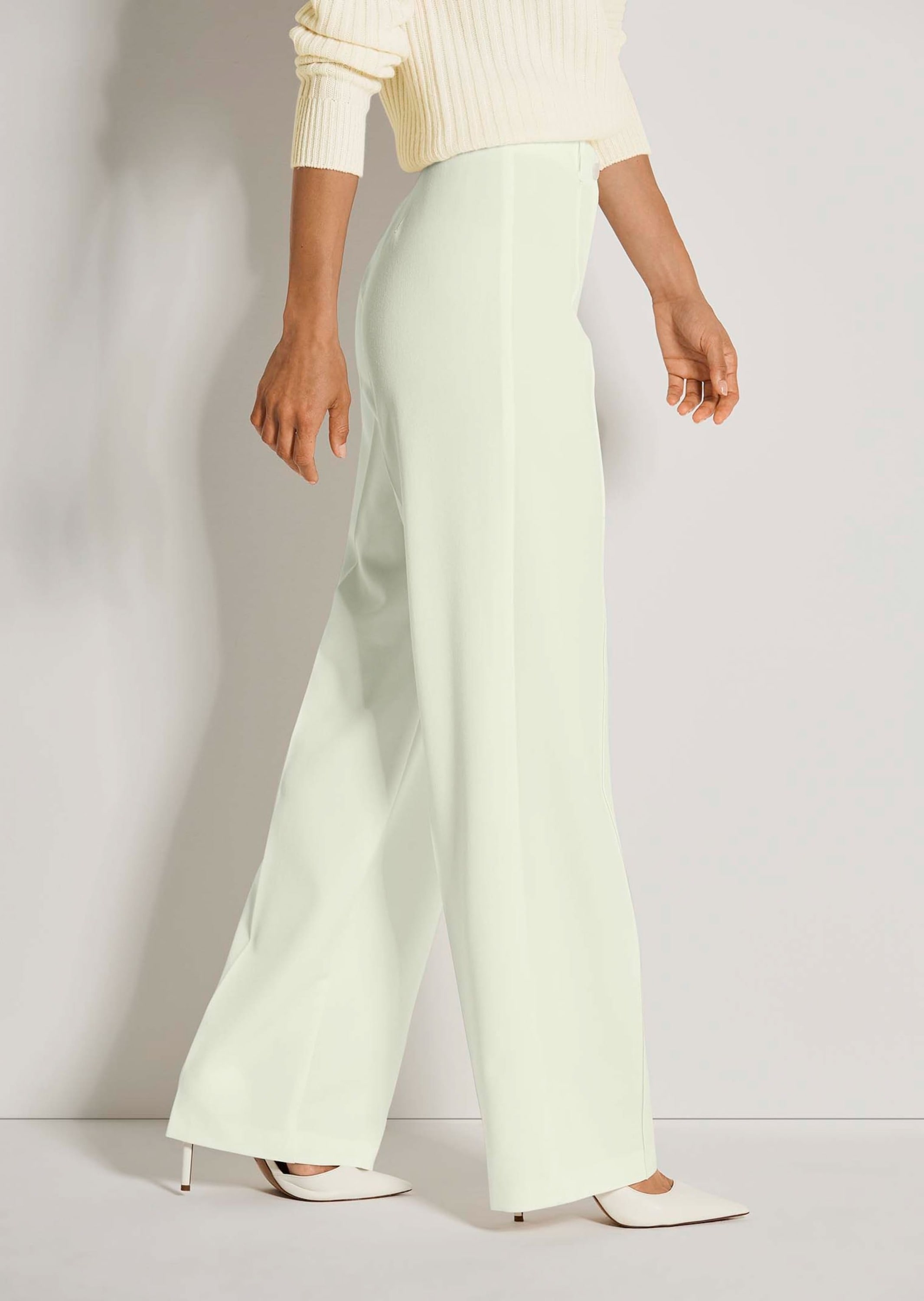 MADELEINE Stoffhose »Chinohose Elegante Bügelfaltenhose mit weitem Bein«