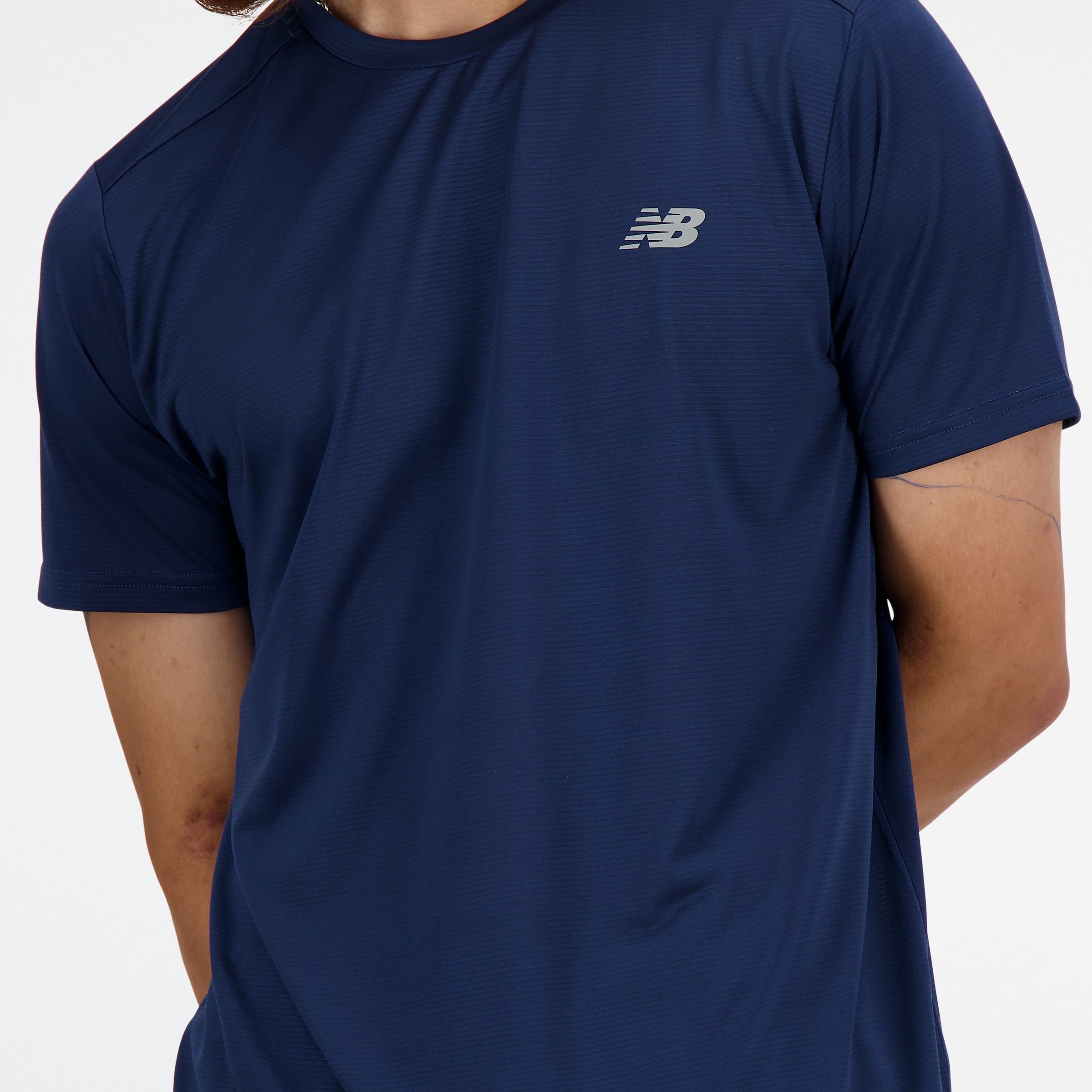 New Balance Laufshirt »Sport Essentials T-Shirt«, mit Streifendesign