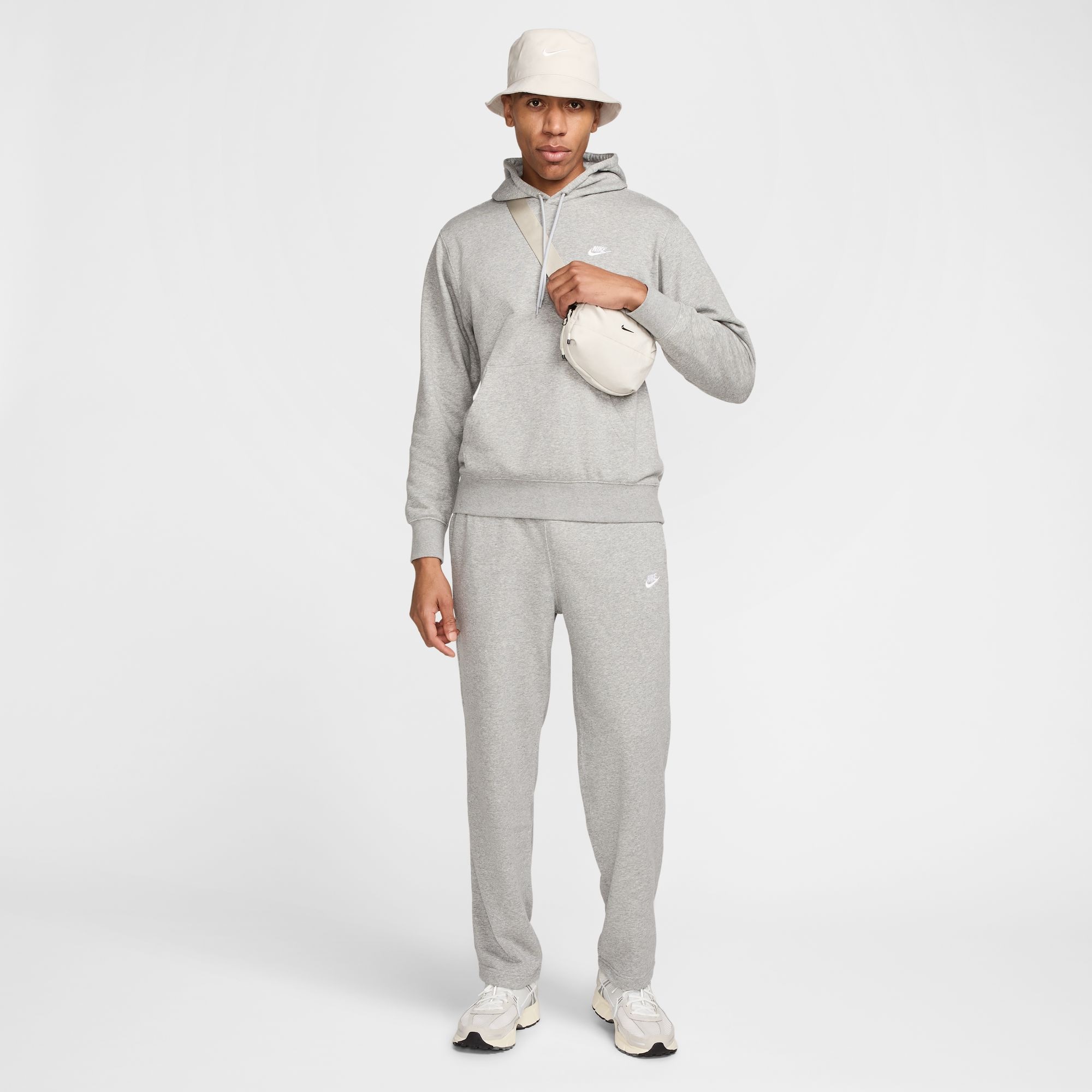 Nike Sportswear Kapuzensweatshirt »Nike Club Men's French Terry Pullover Hoodie«
