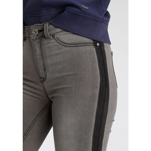 High OTTO seitlichem Arizona Skinny-fit-Jeans »Ultra Waist bei Streifen mit Stretch«,