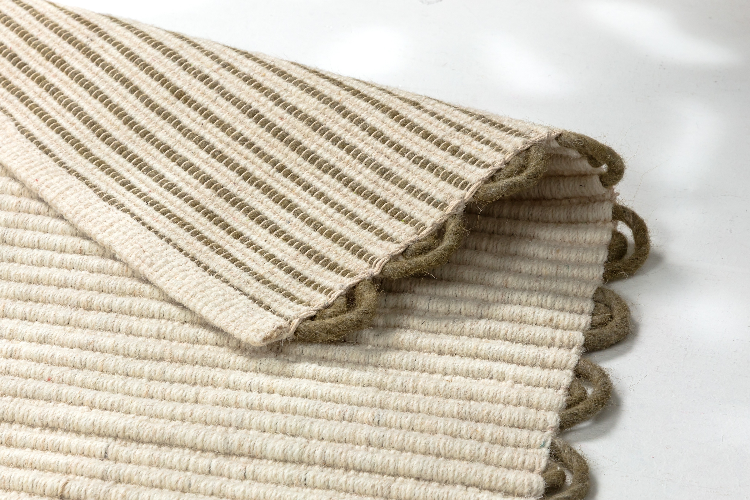 SCHÖNER WOHNEN-Kollektion Wollteppich »Omira« rechteckig 7 mm Höhe reine Wolle, Linien, dekorative Häkelkante, Wohnzimmer