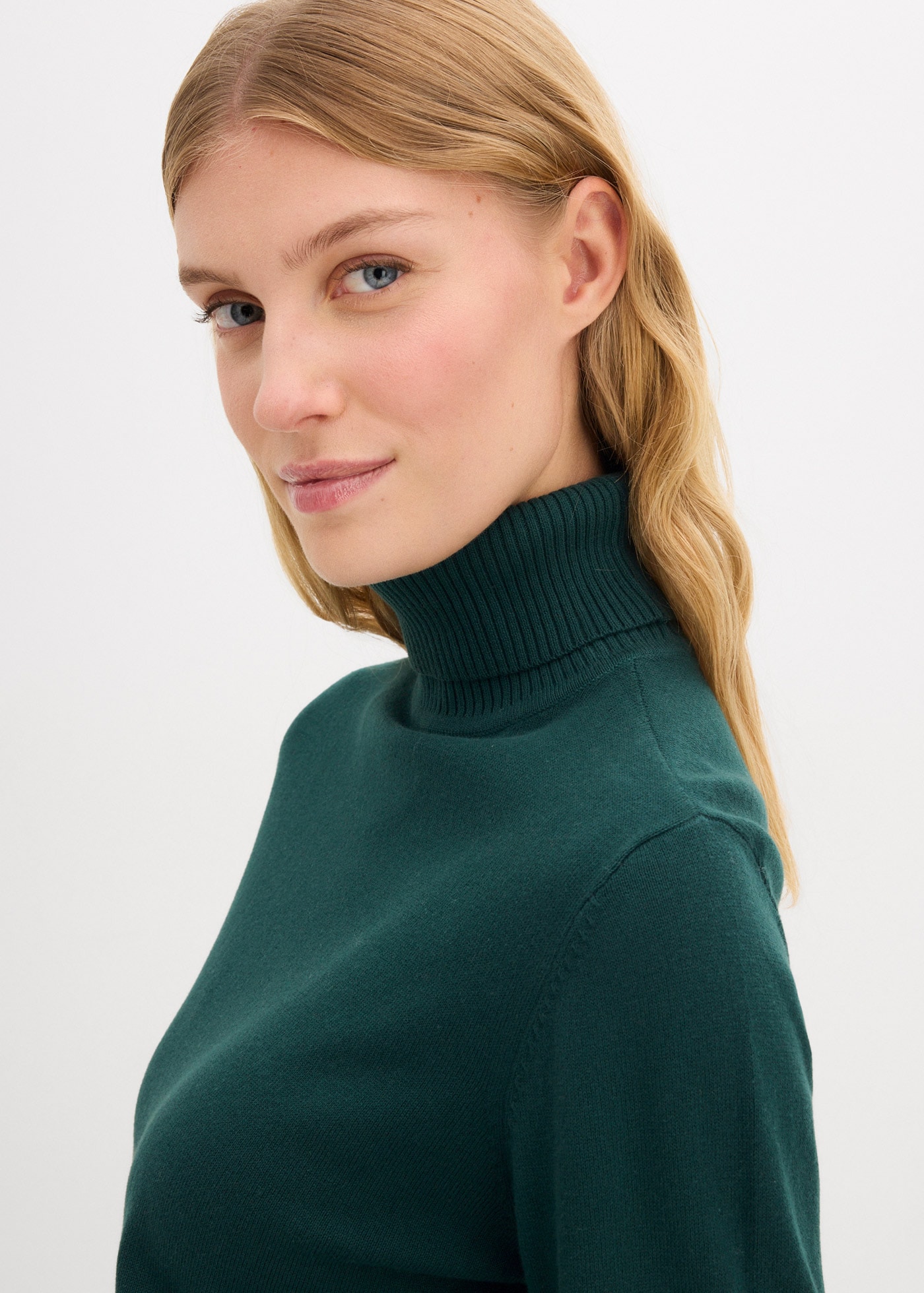 bonprix Rollkragenpullover »Rollkragenpullover« aus Baumwolle und Polyamid, Rollkragen, figurbetonte Passform