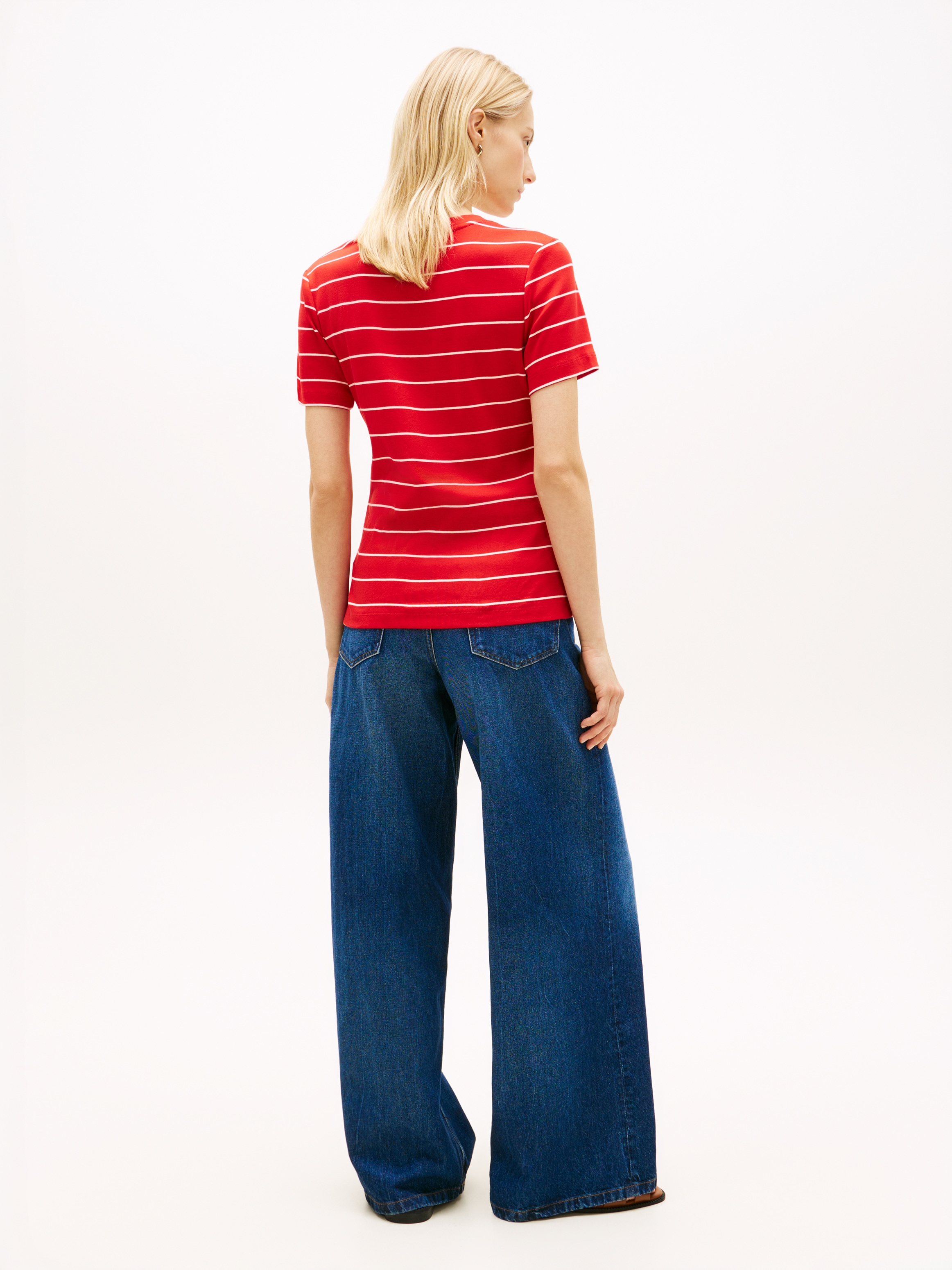 Tommy Hilfiger T-Shirt »SLIM CODY V-NECK SHORT SLEEVE« aus Baumwolle, Logostickerei, gestreift