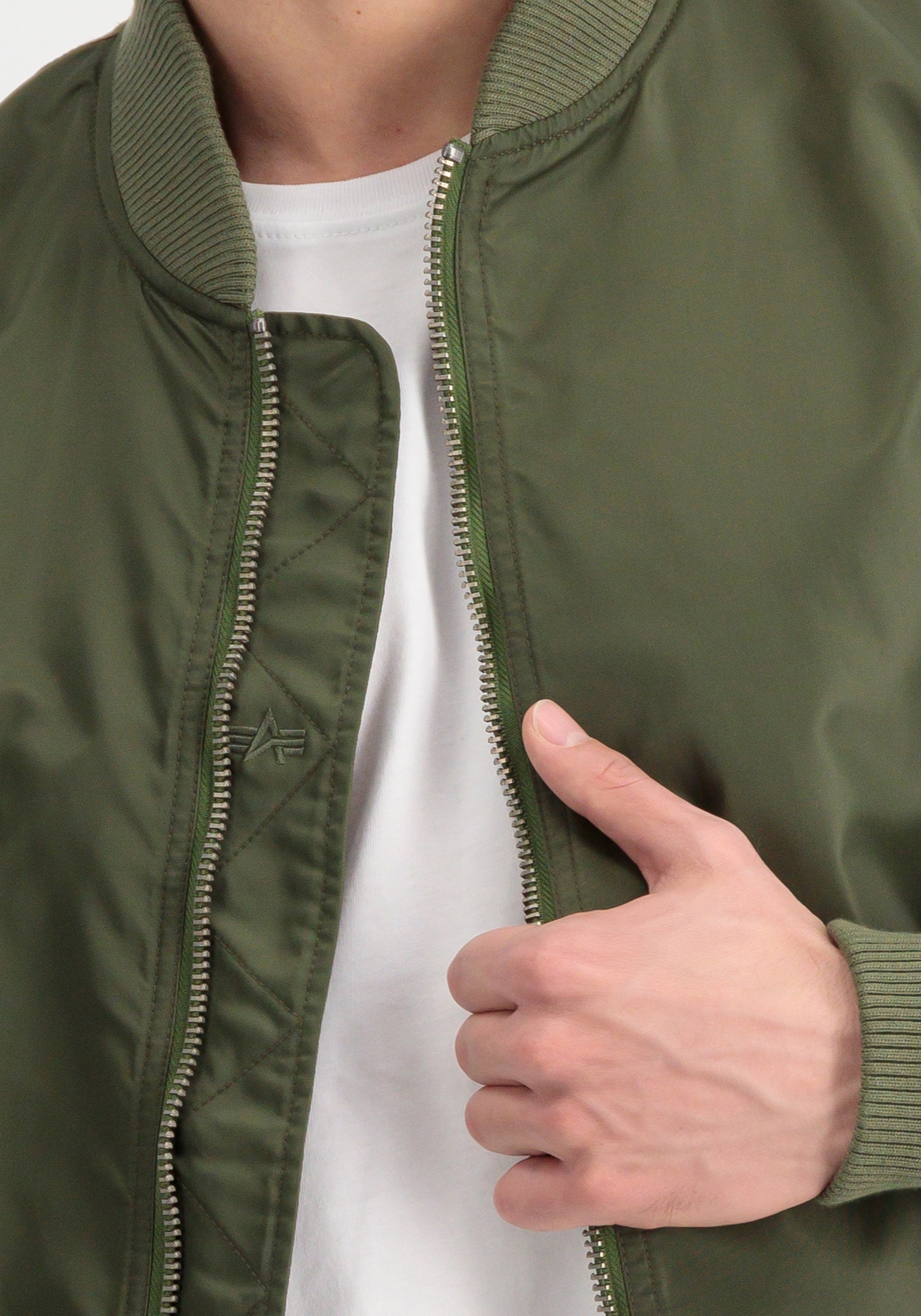 Alpha Industries Bomberjacke »MA-1 LW Project R Bomberjacke«