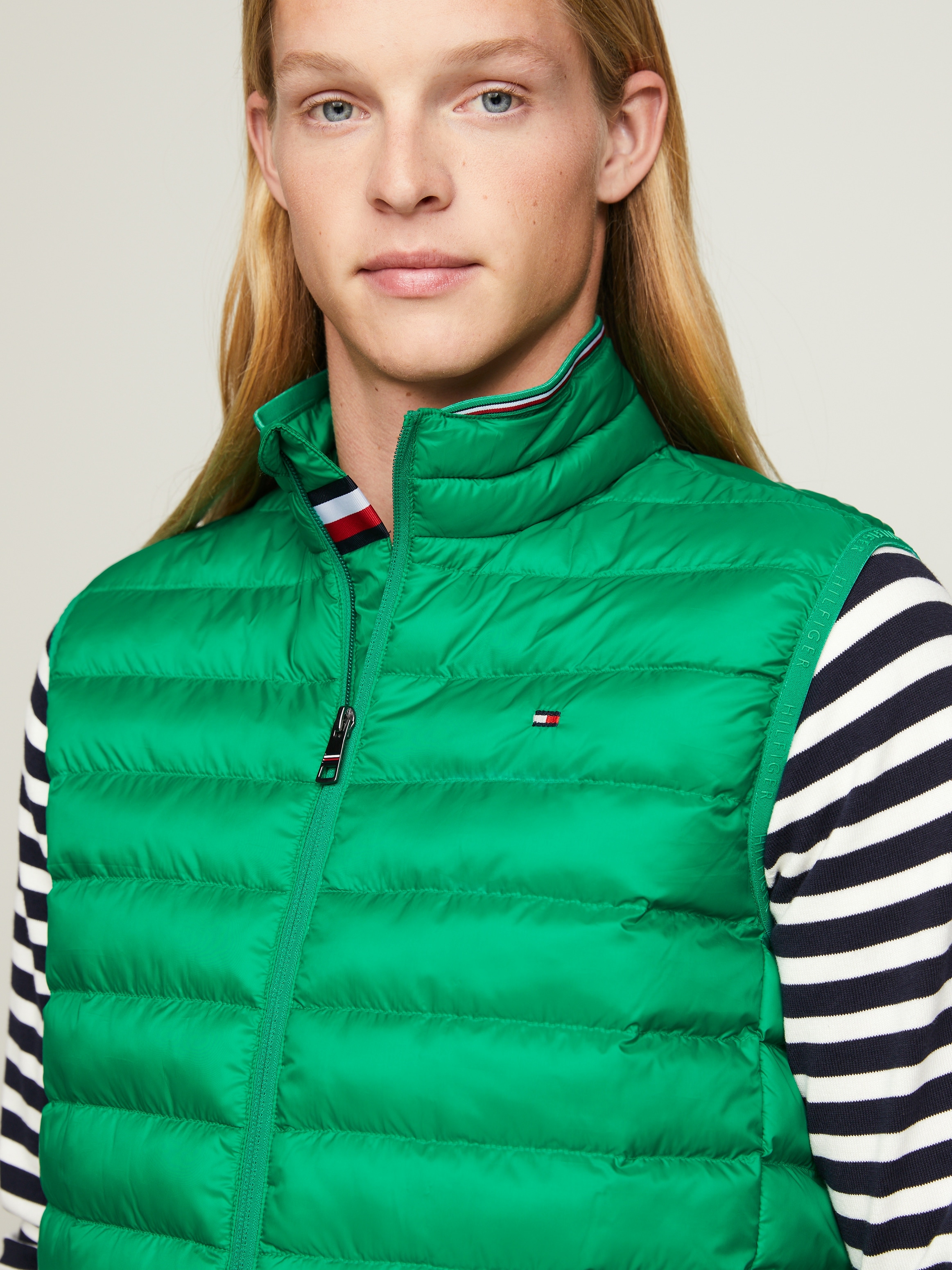 Tommy Hilfiger Steppweste »PACKABLE RECYCLED VEST«, mit Tommy Hilfiger Logostickerei