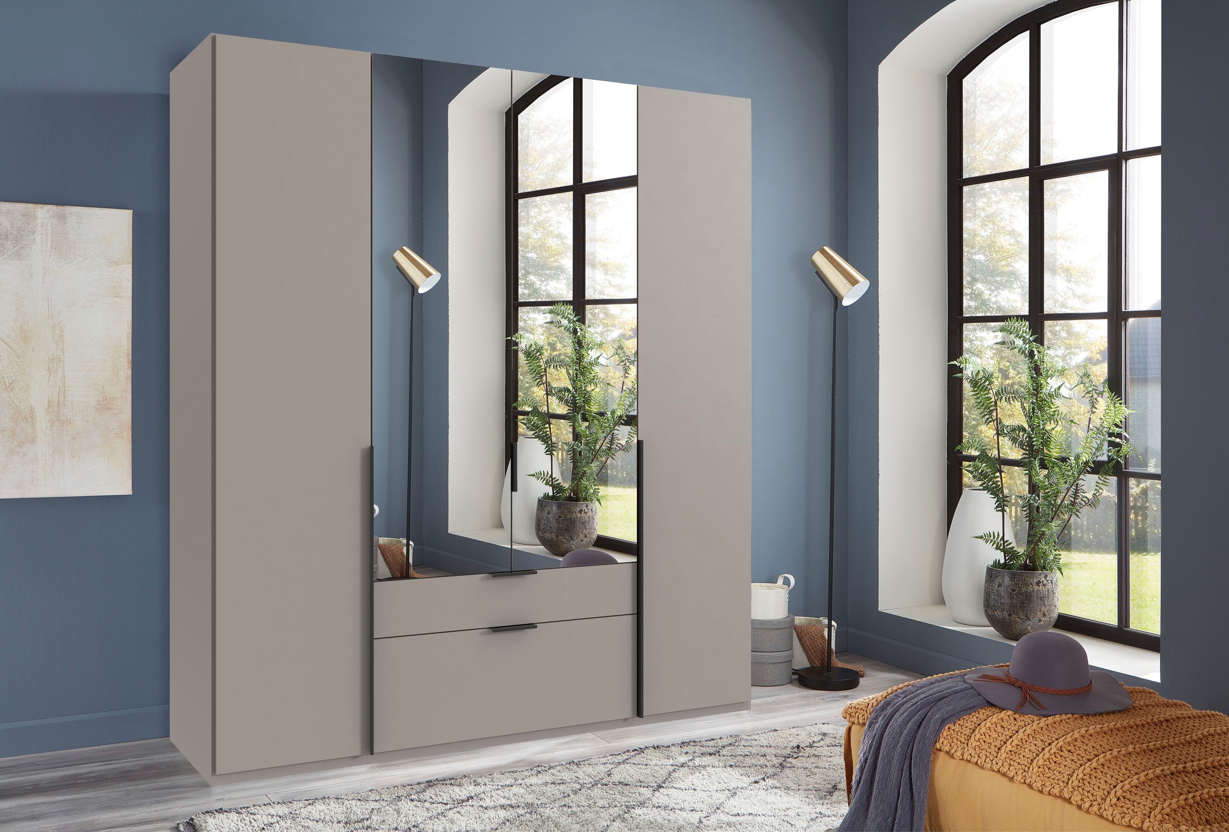 Wimex Drehtürenschrank »Mugano, 135 oder 180cm breit, 208 oder 236cm hoch, Made in Germany«, (mit langen Griffstangen aus Metall), wahlweise mit oder ohne Spiegel, mit Schubladen