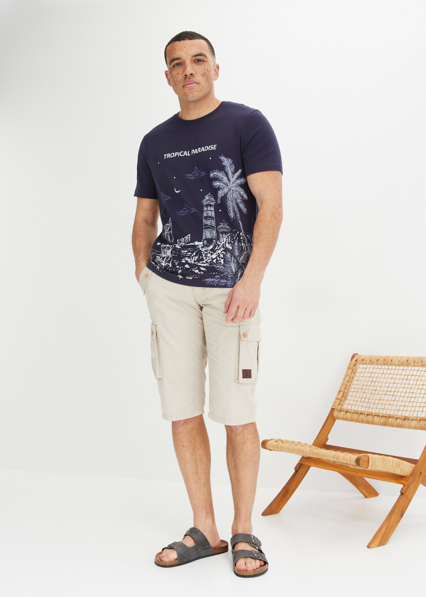 bonprix T-Shirt »T-Shirt aus reiner Baumwolle« Regular Fit, Kurzarm, Rundhalsausschnitt, aus Baumwolle