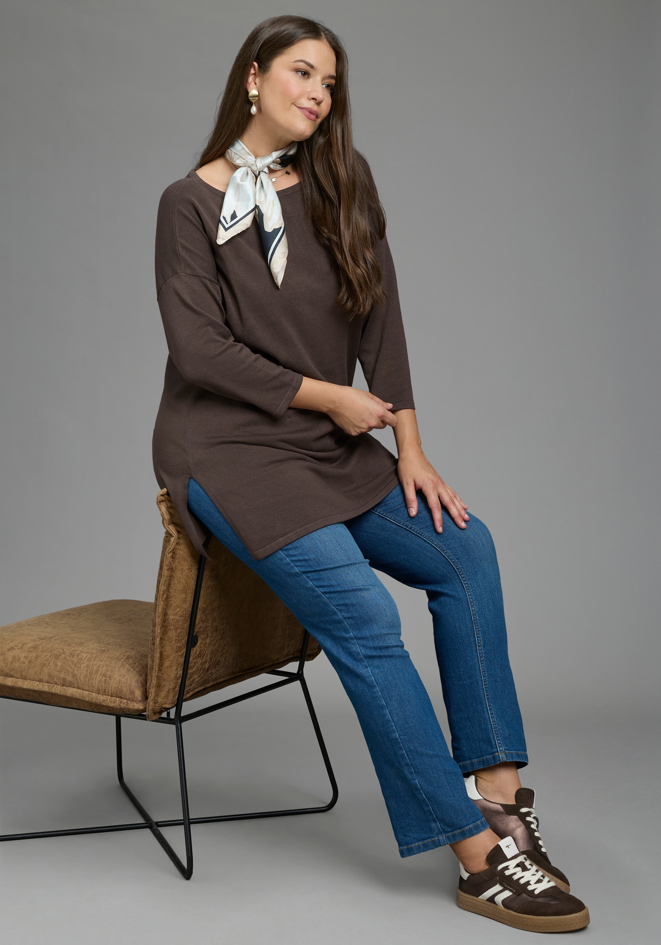 Laura Scott CURVE Longpullover »Große Größen« aus fließendem Feinstrick mit seitlichem Schlitz