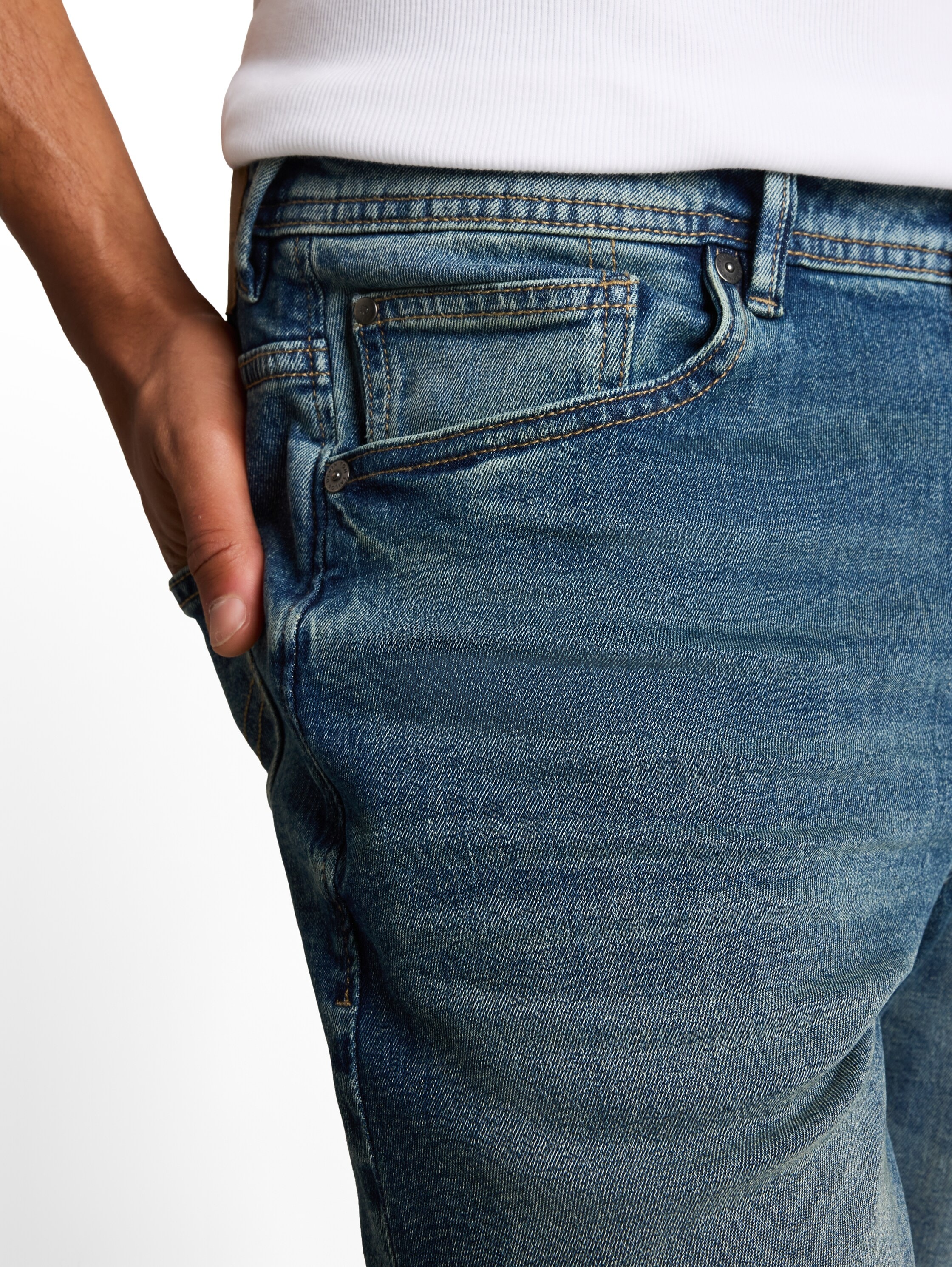 TOM TAILOR Denim Bequeme Jeans im 5-Pocket-Style / Tapered Legs und mit Stretch