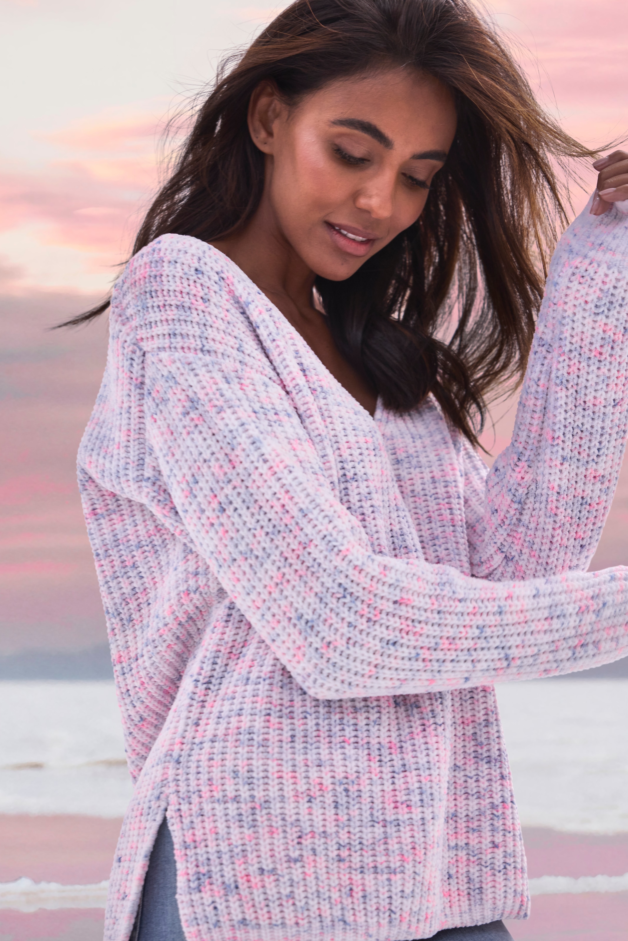 Buffalo V-Ausschnitt-Pullover aus weichem Chenille, Strickpullover, kuschelig weich, Pastell