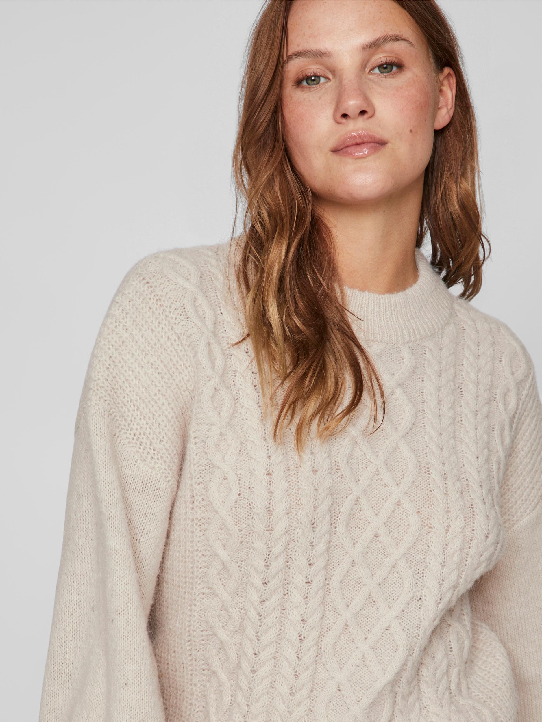 Vila Strickpullover »VICHINTI O-NECK CABLE KNIT TOP/SU-NOOS«