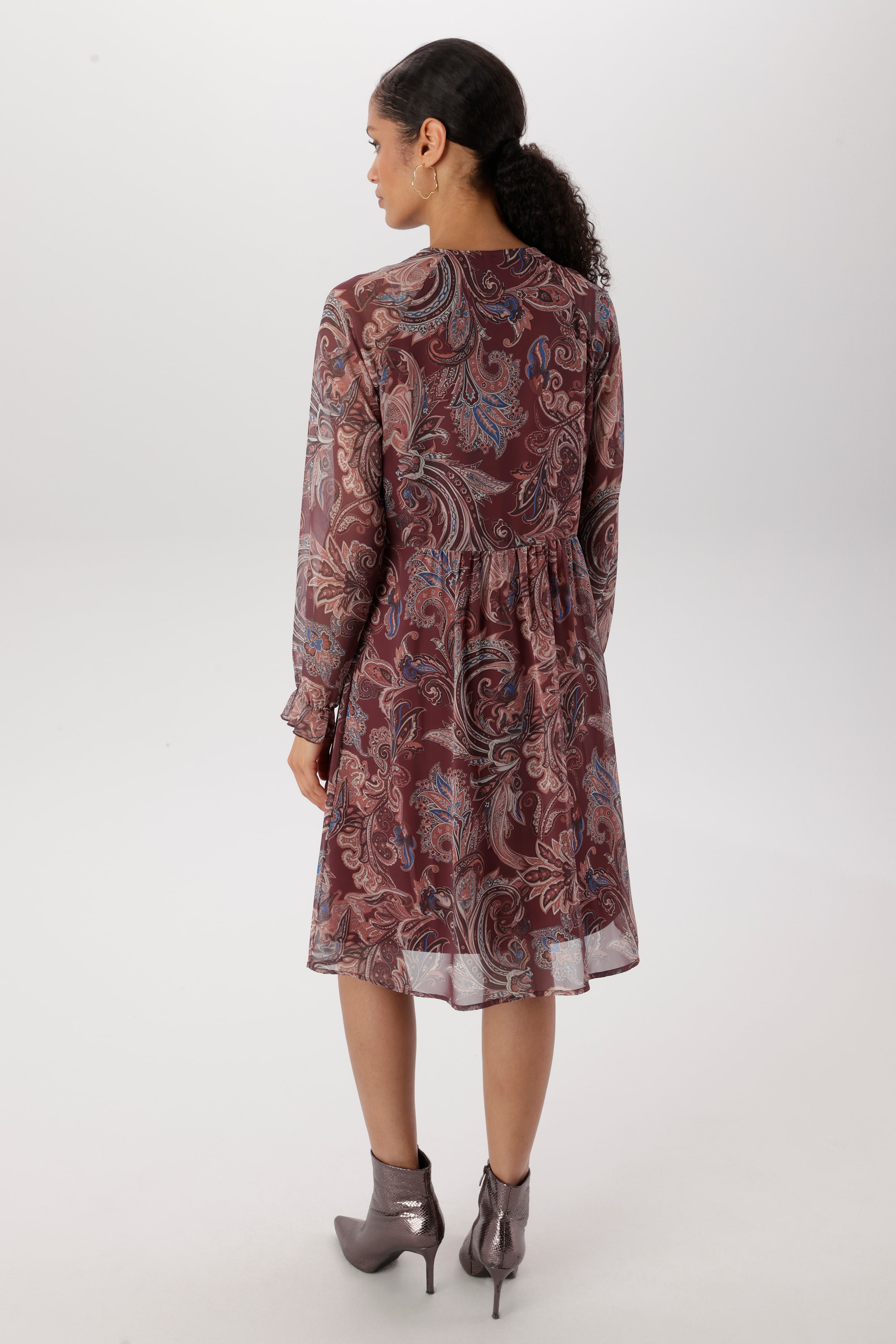Aniston SELECTED Chiffonkleid mit Volants entlang des Ausschnitts und den Ärmeln - NEUE KOLLEKTION
