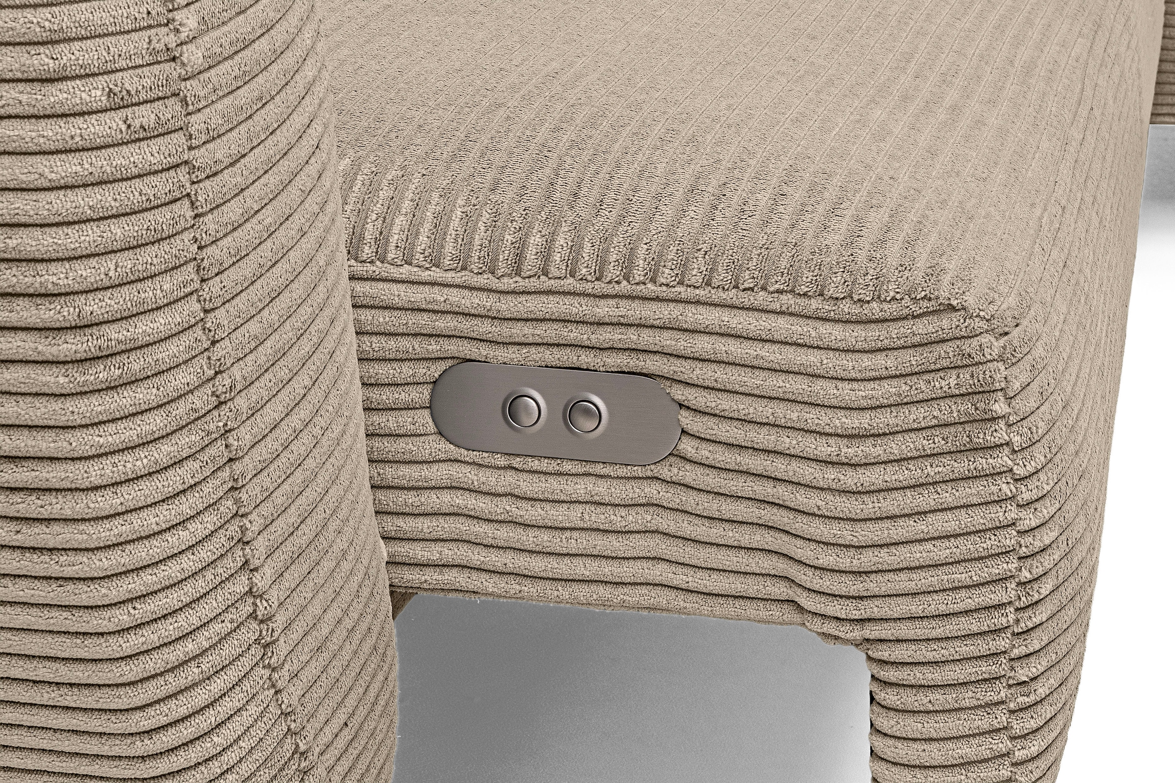 WERK2 Ecksofa »Alisson Sitztiefe elektrisch verstellbar & 3 verstellbaren Kopfstützen« Schwebendes L-Form Sofa in Cord, 15 cm bodenfrei (saugrobotergeeignet)