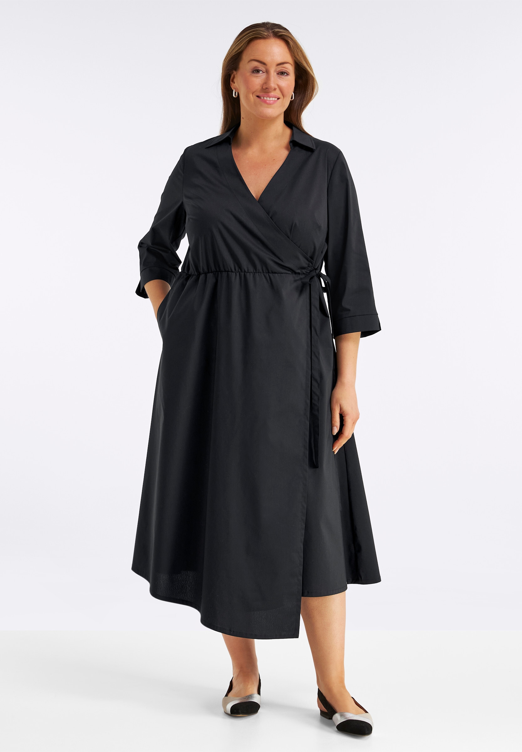 Sheego Wickelkleid »Kleid Wickelkleid mit asymmetrischem Saum« Ohne Tasche