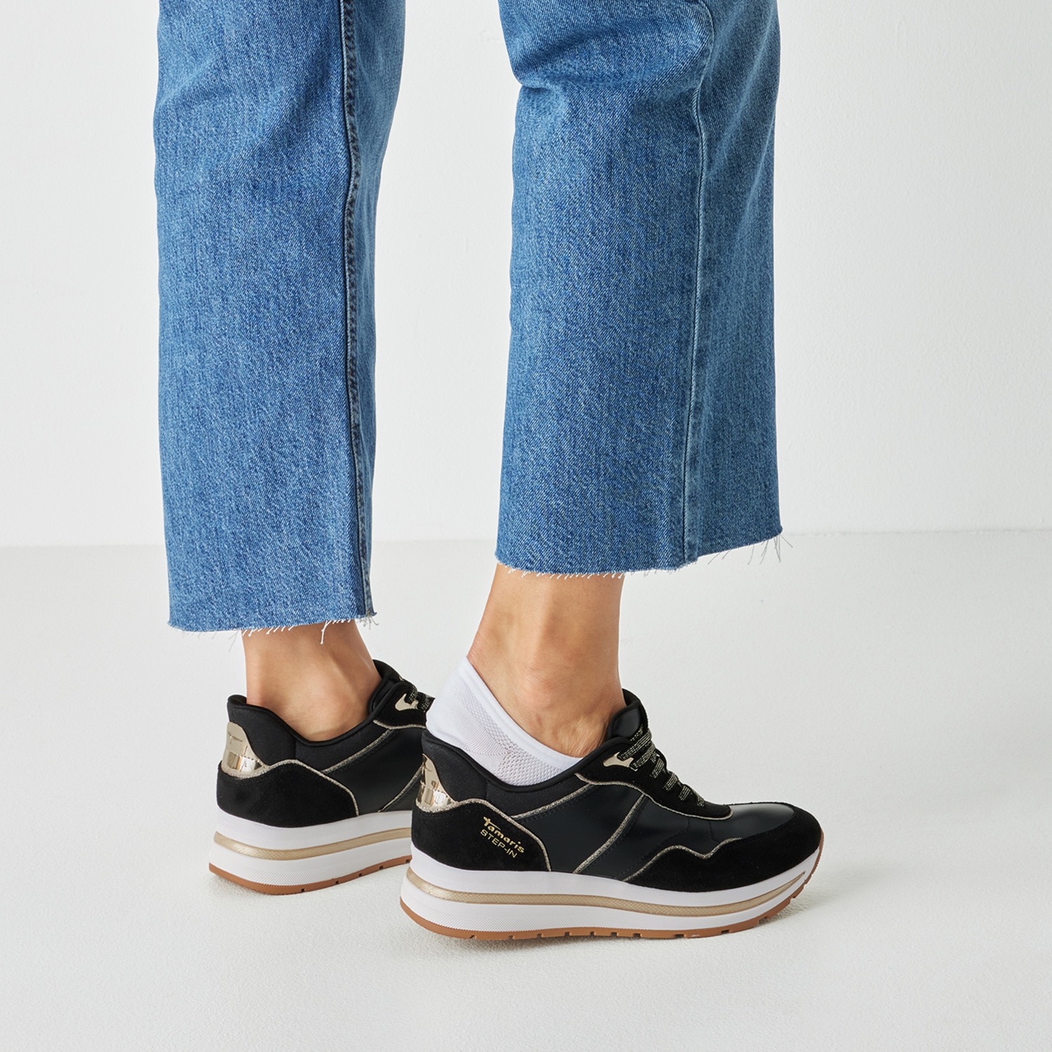 Tamaris Plateausneaker  , Freizeitschuh, Halbschuh, Schnürschuh mit Kontrast-Paspellierung