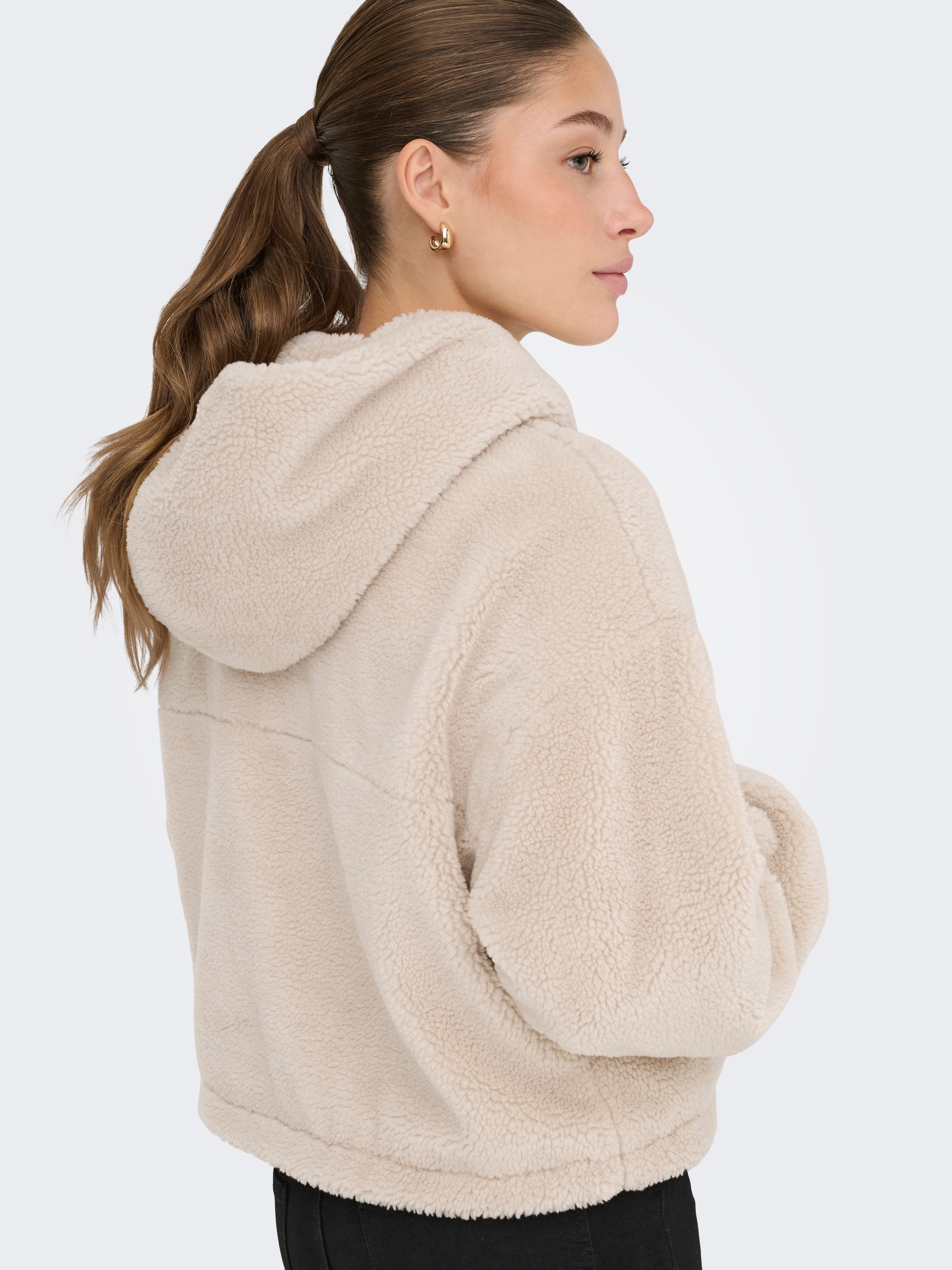 ONLY Fleecejacke »ONLSIENA TEDDY ANORAK LIFE CC OTW« mit Kapuze