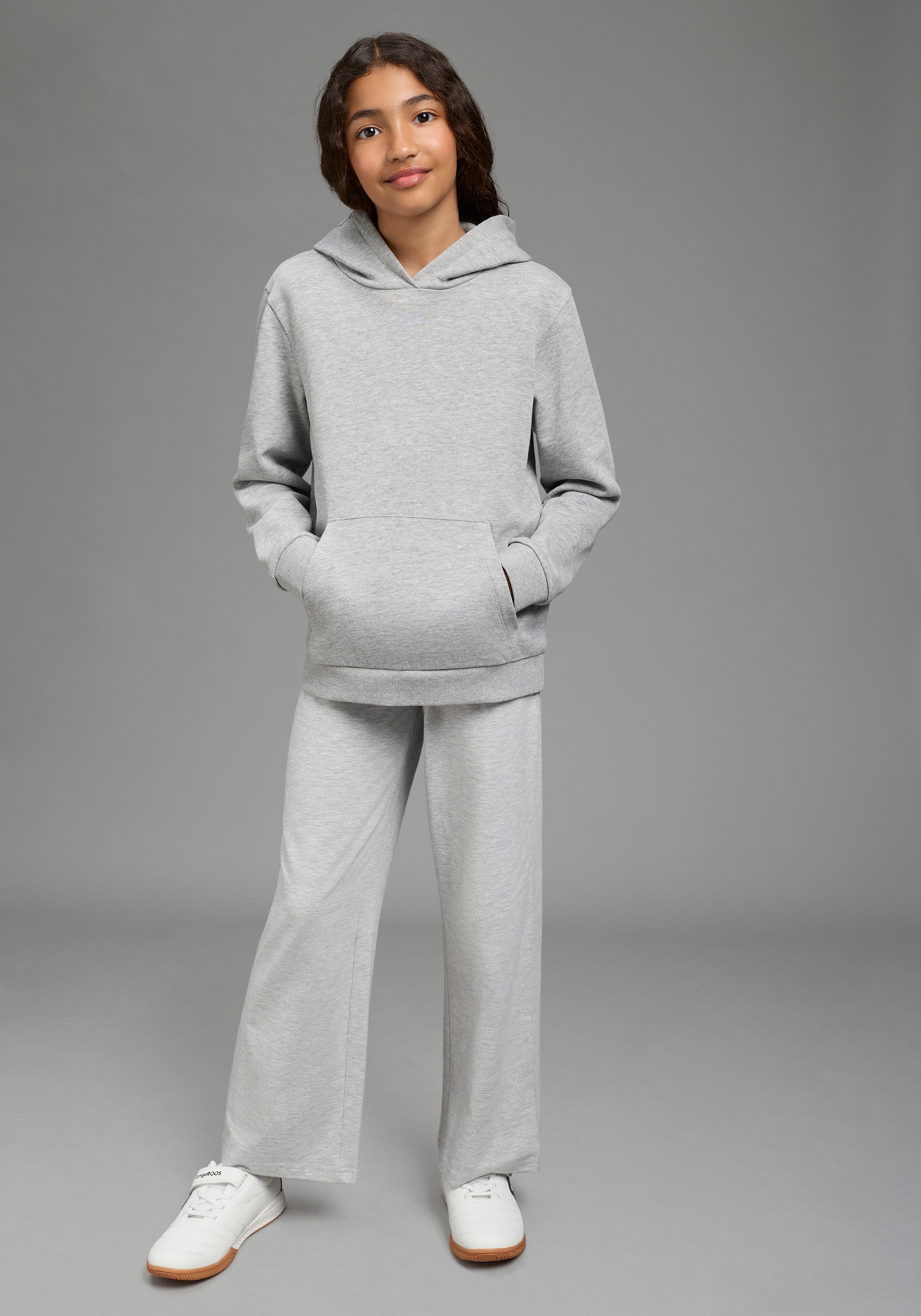 KIDSWORLD Kapuzensweatshirt », Hoodie mit Print auf der Kapuze«, Hoodie mit großem Print auf der Kapuze
