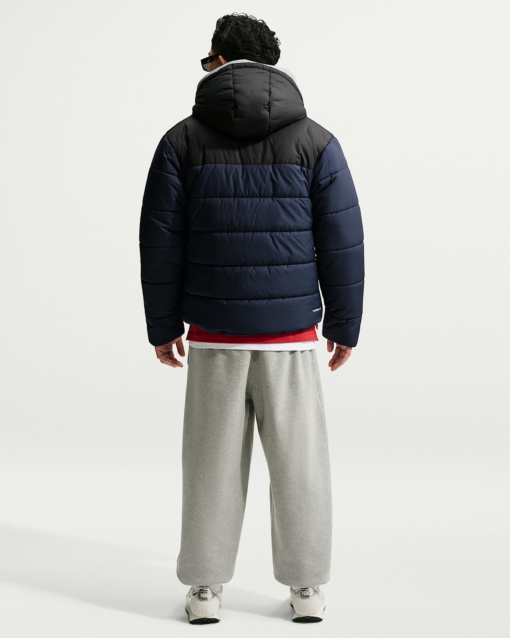 Nike Sportswear Winterjacke »M NK ACCESS FILLED PUFFER« mit Reißverschluss, wasserabweisend, wärmeisolierend, windabweisend