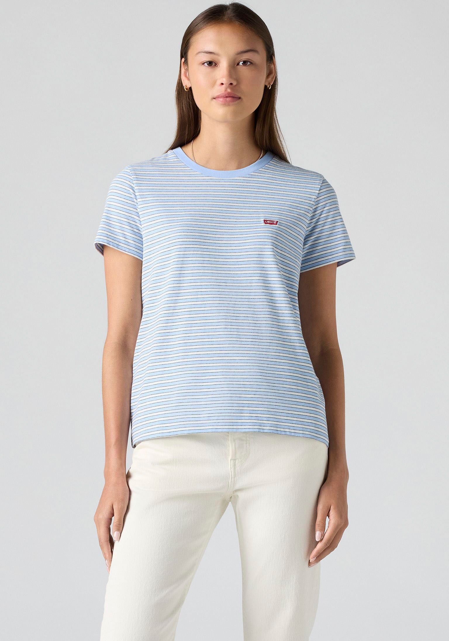 Levi's® T-Shirt »The perfect Tee«, mit kleiner Logo-Stickerei