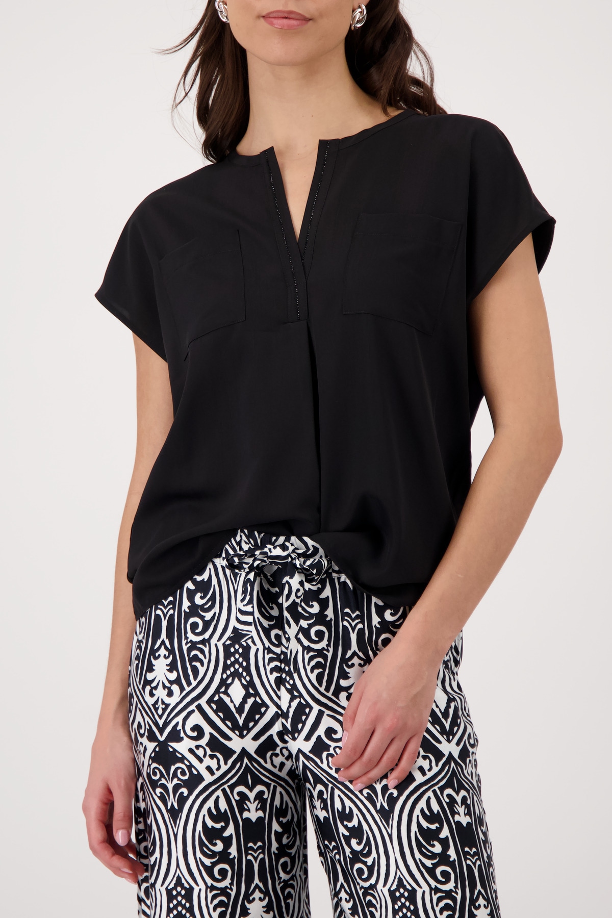 Monari Schlupfbluse Regular fit mit Schmuckdetails