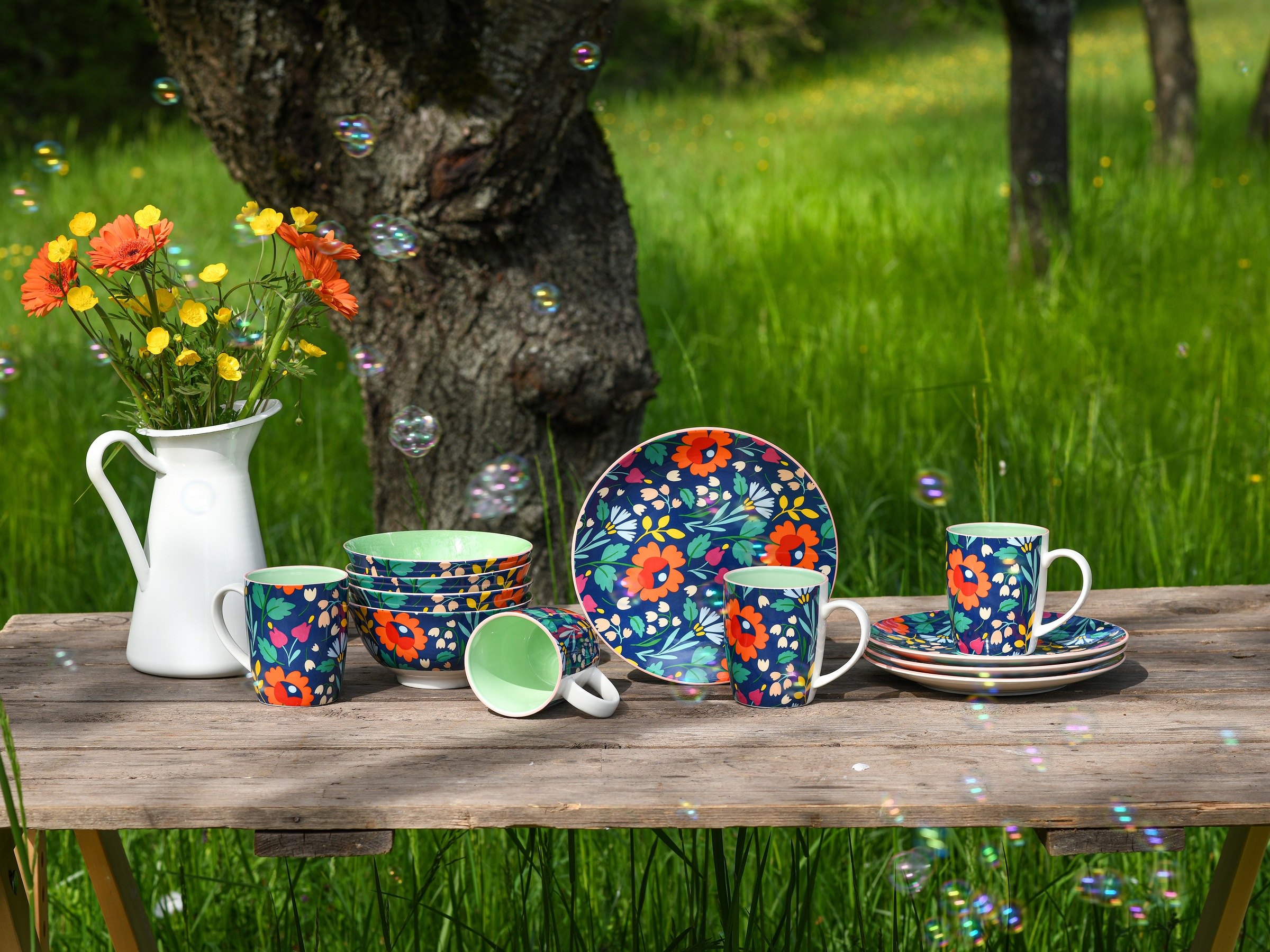 CreaTable Teller-Set »Folklore Blau, Teller Set 12-tlg« Blumenmotive